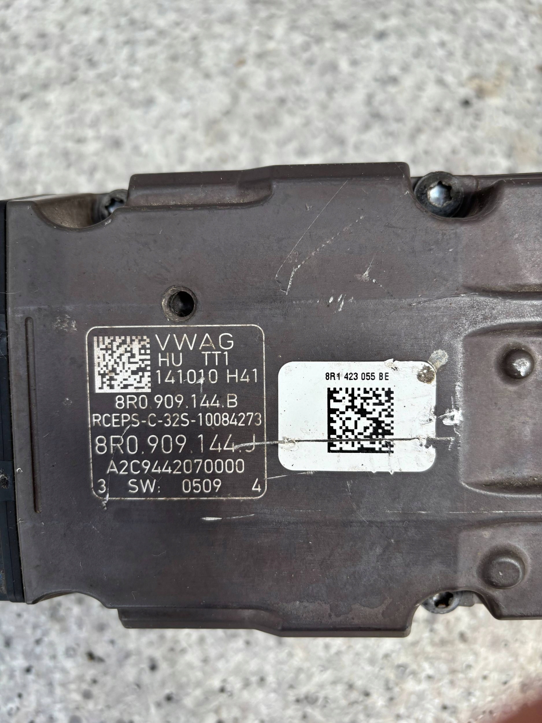 Audi Q5 PRZEKŁADNIA MAGLOWNICA 8R1423055BE Typ samochodu 4x4/SUV