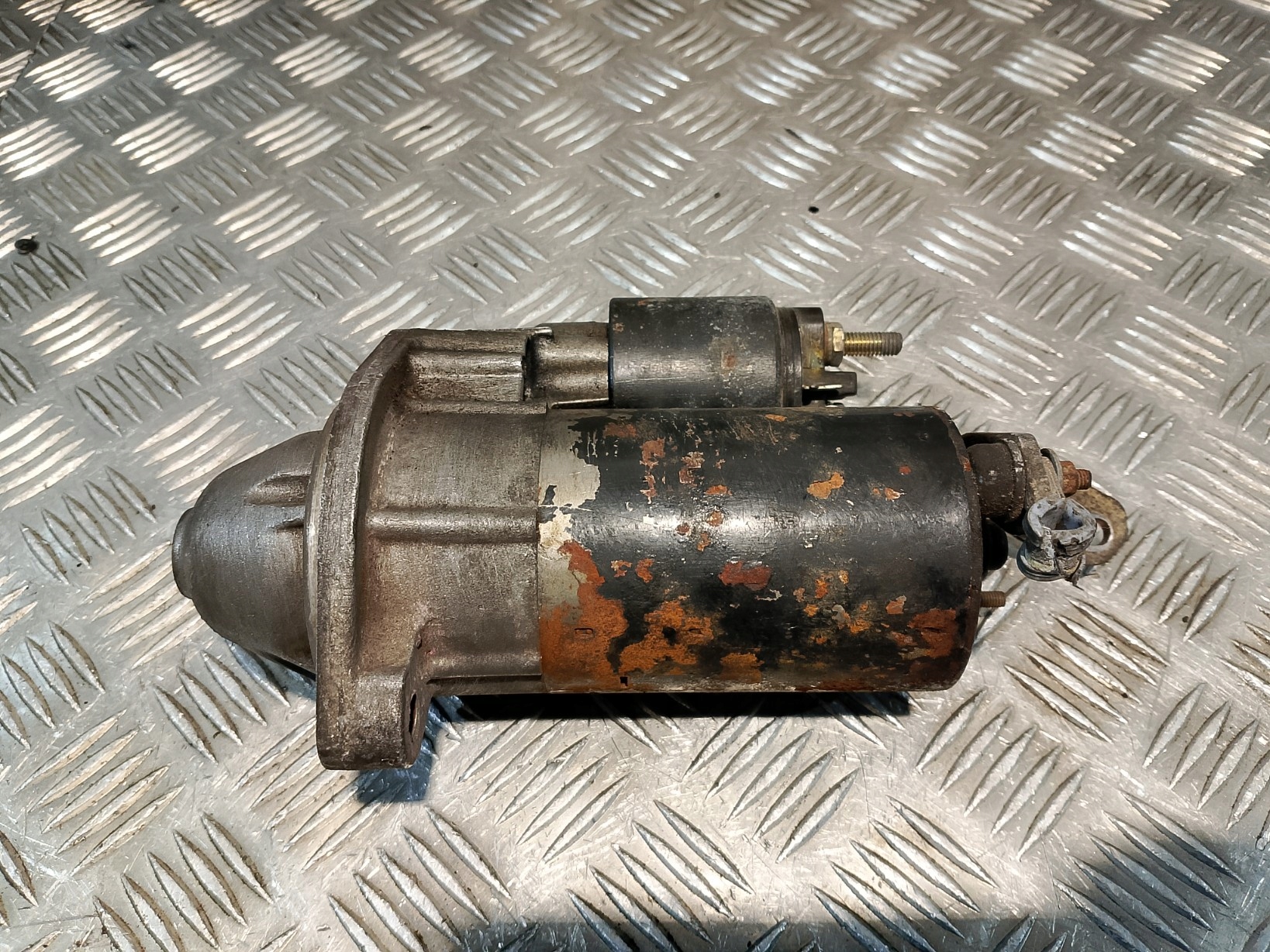 startér MOTORU AUDI A4 B6 1.6 B