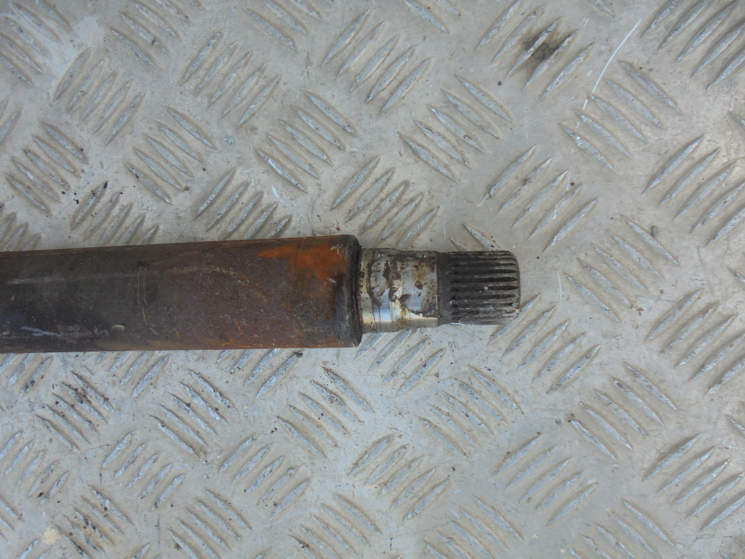 PÓŁOŚ PRAWA FORD MONDEO MK4 2.0 TDCI AUTOMAT Producent części Ford OE