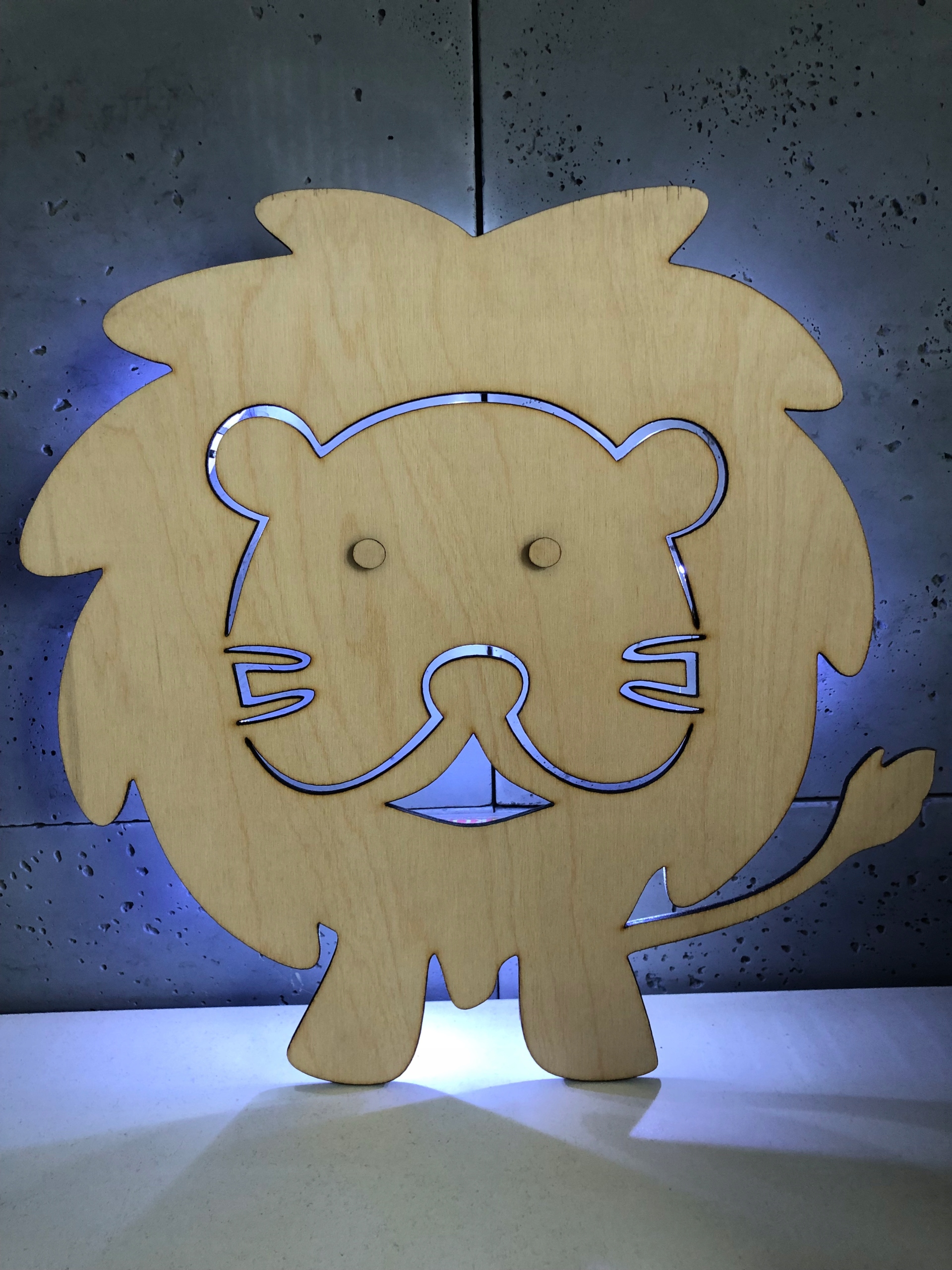 LAMPKA NOCNA LEW NA BATERIE LED Zwierzę Marka inna marka