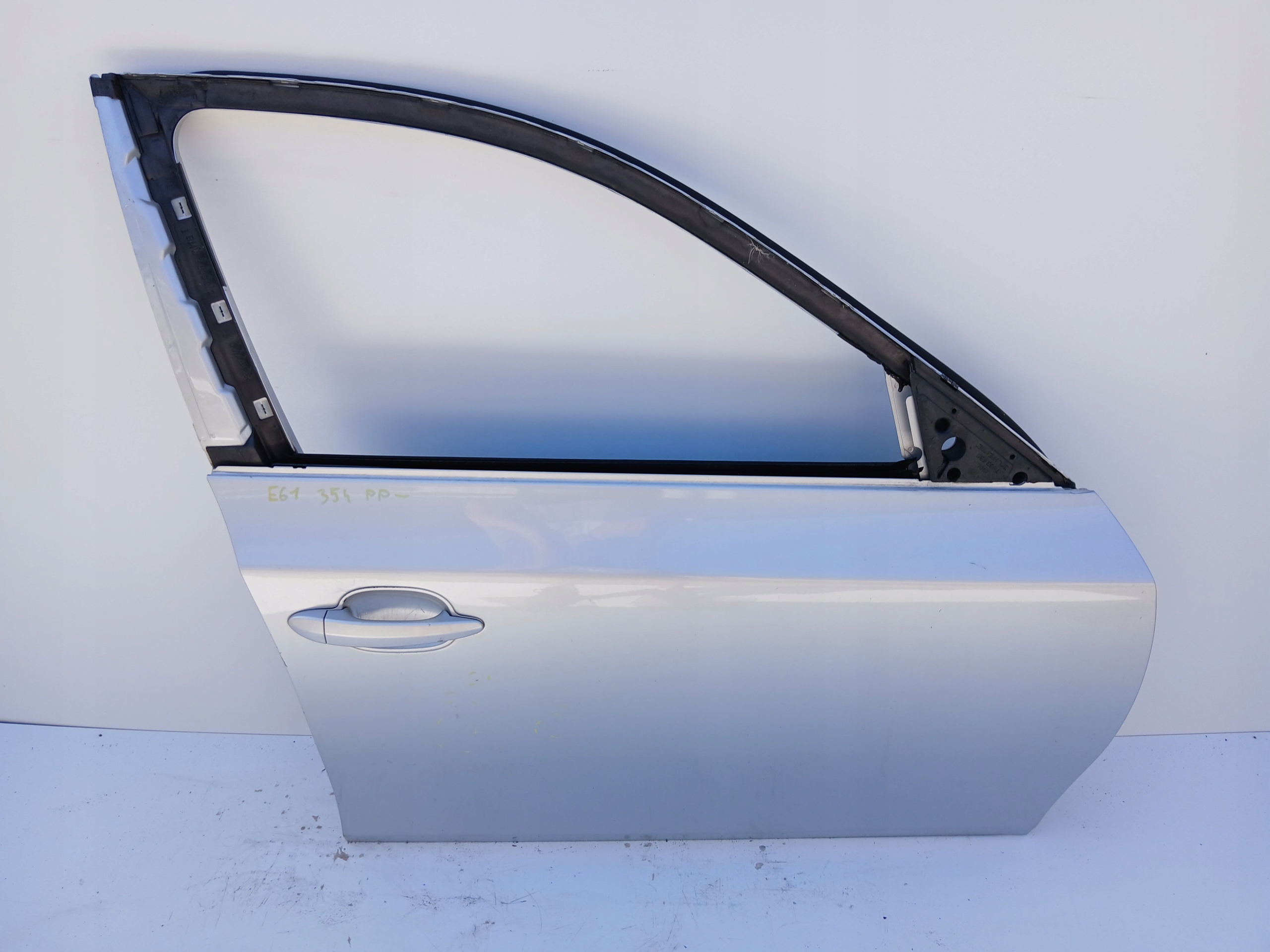 dveře pravé přední BMW E60 E61 TITANSILBER