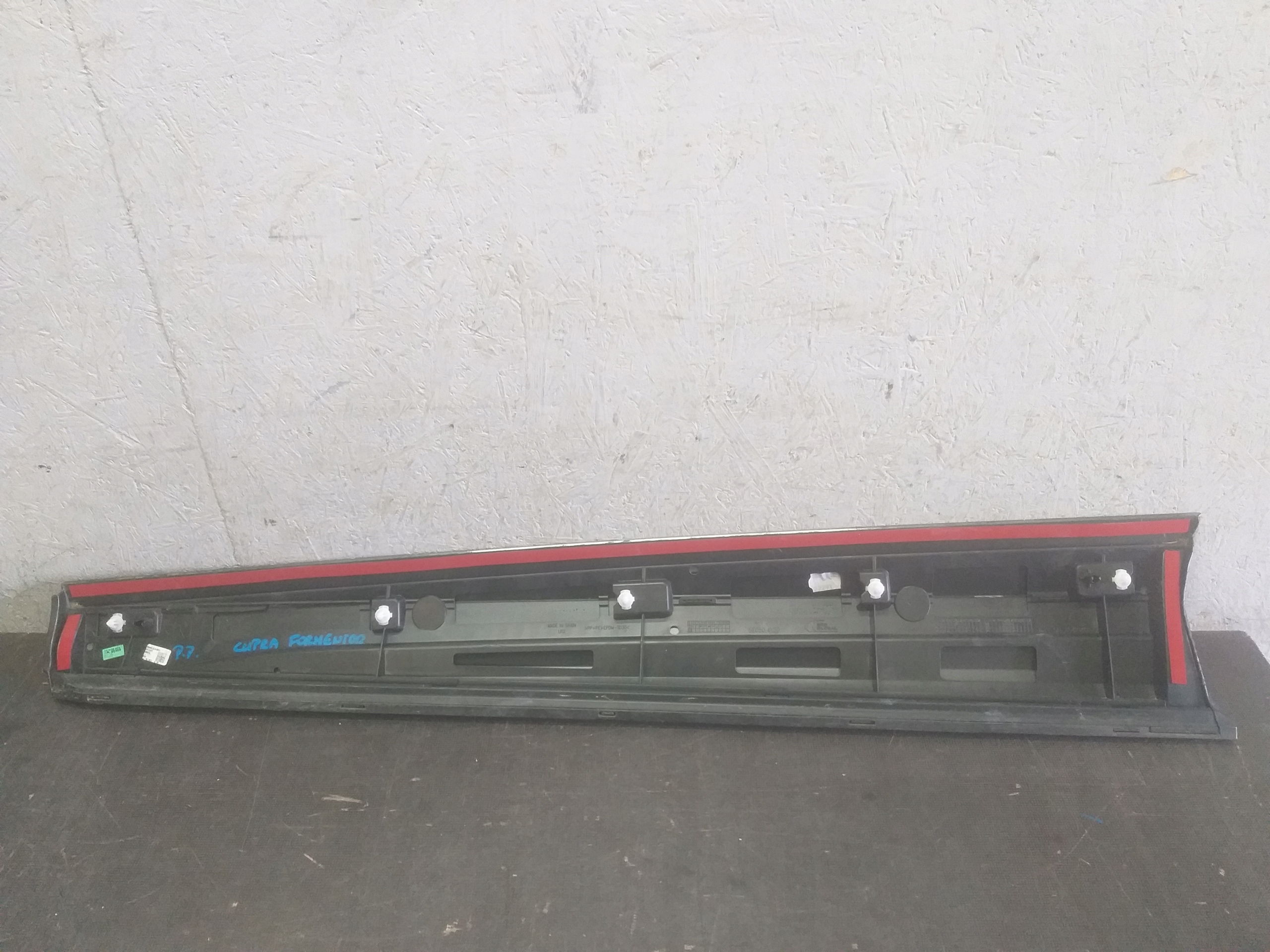 door moulding right front CUPRA FORMENTOR 5FF854940B