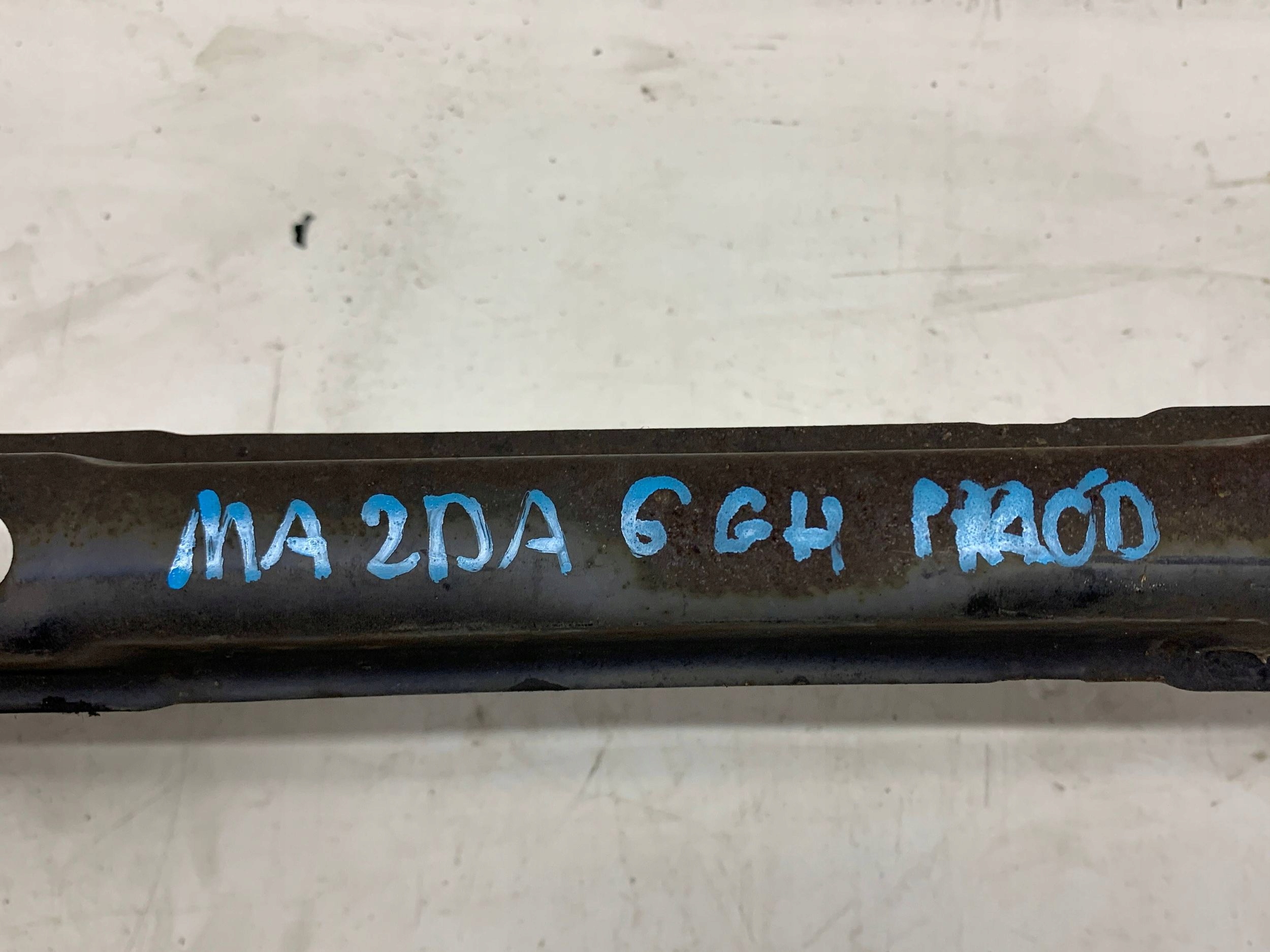 sider pillar of a bumper front MAZDA 6 GH (2007-2010) 2.2 D