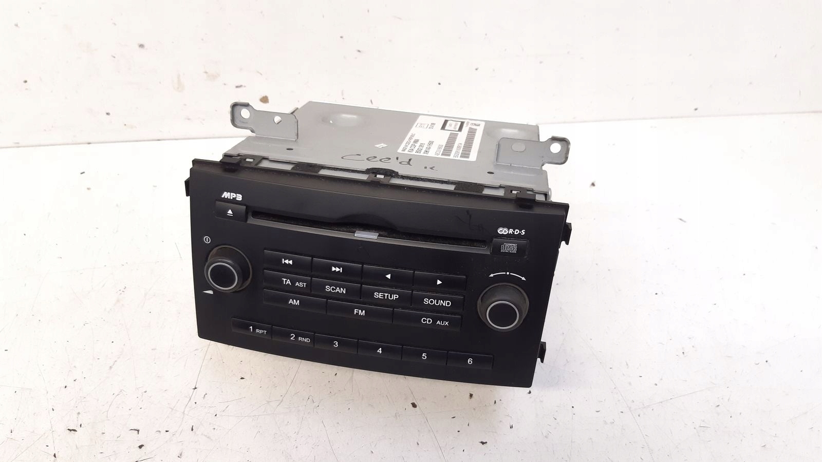 Radio Fabrique Kia Ceed et 2,0 CRDI HB