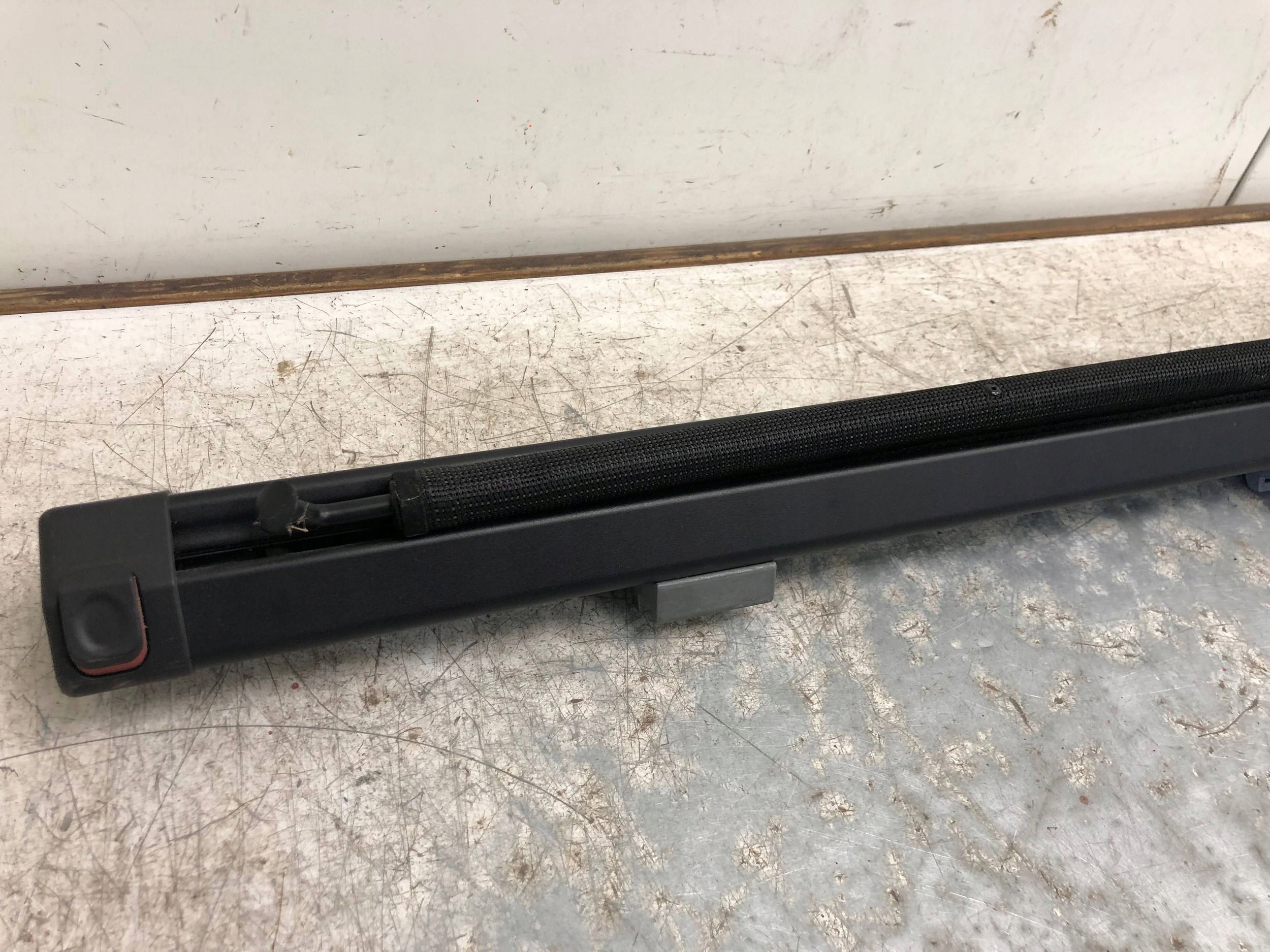 blinds net boot AUDI A4 B8 KOMBI 8K9861691
