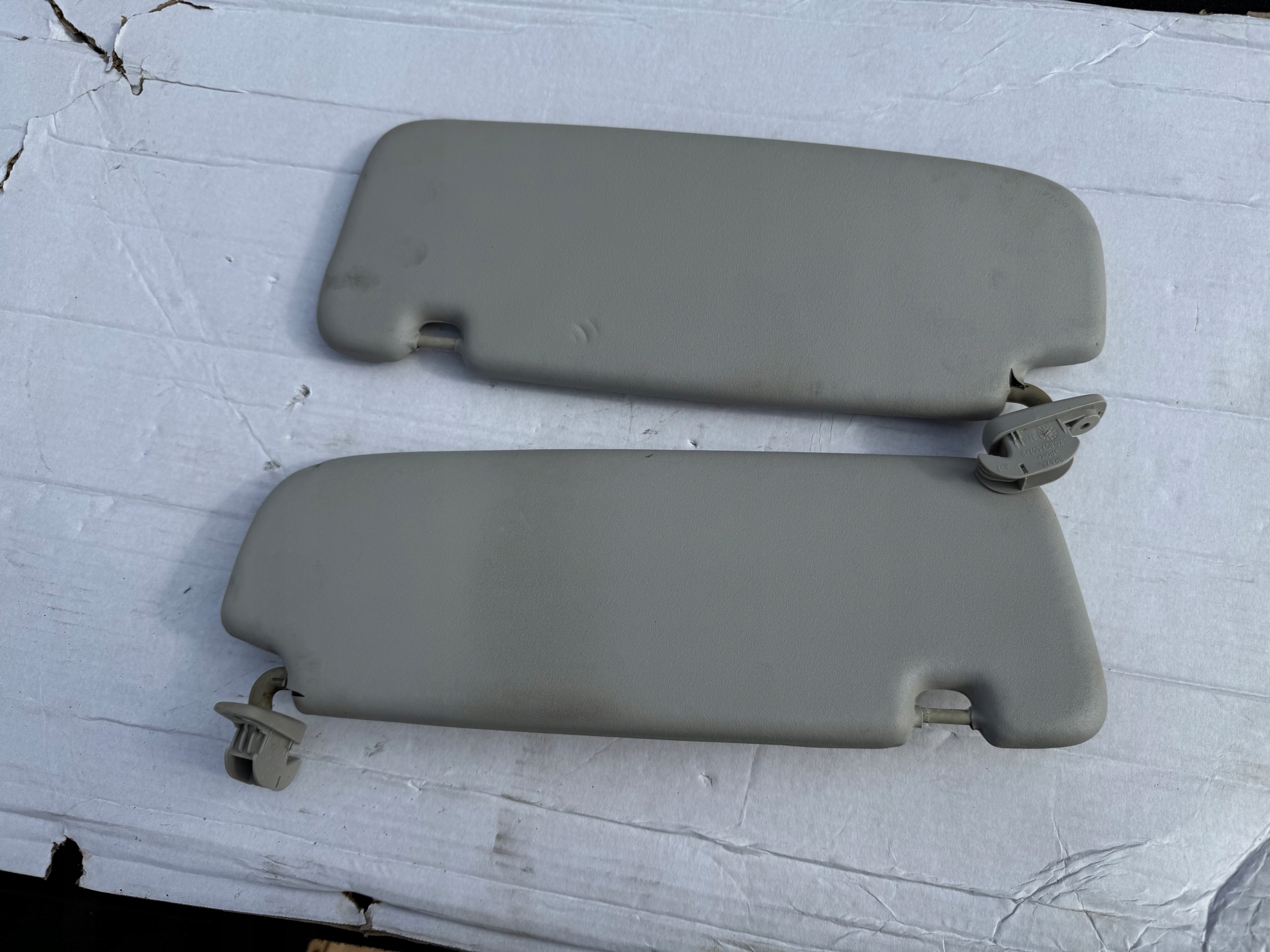visors covers PRZECIWSLONECZNE right + left VW FOX 03