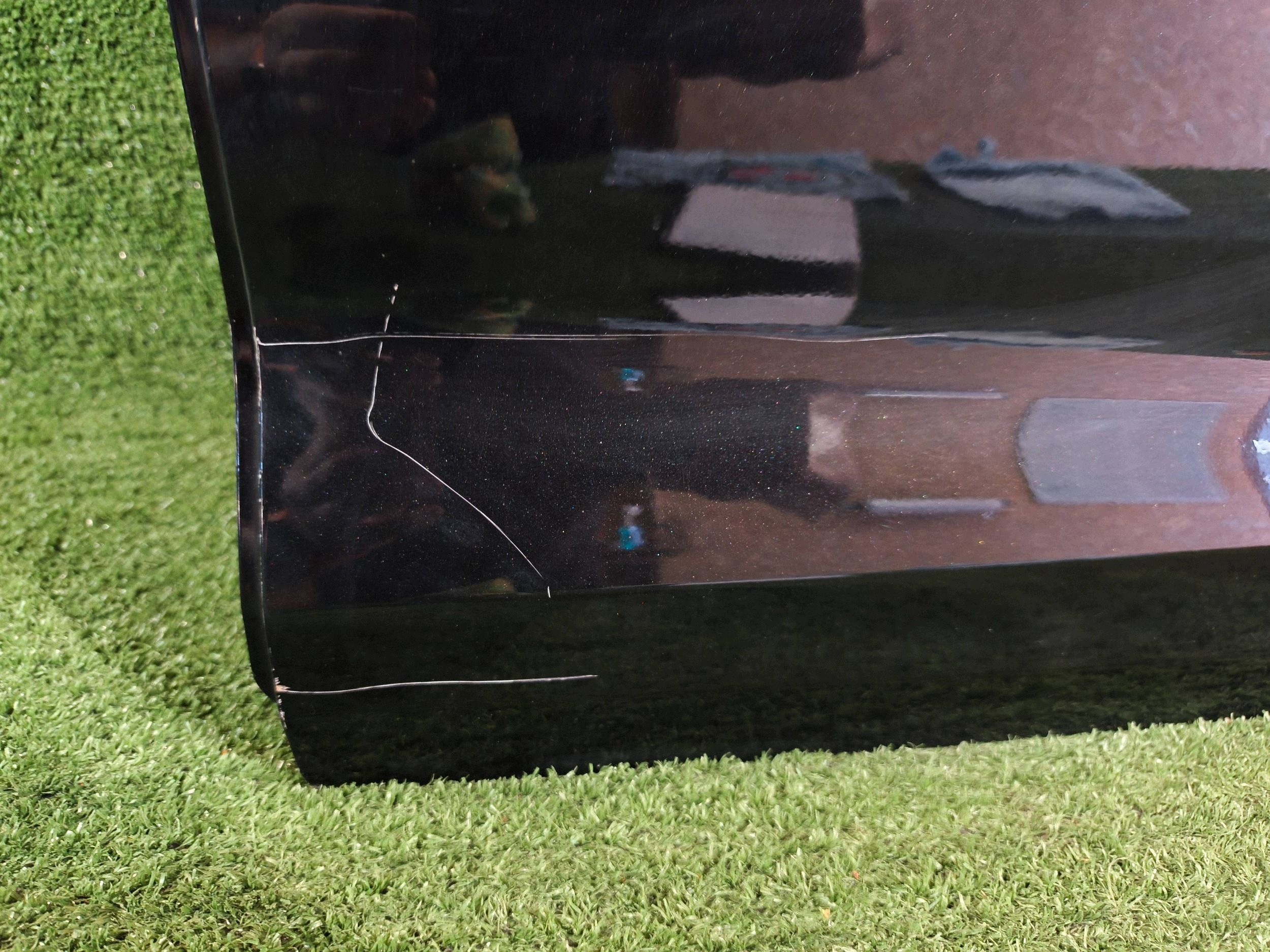 door rear. left left rear part TOYOTA COROLLA E21 sedan NR.D4301
