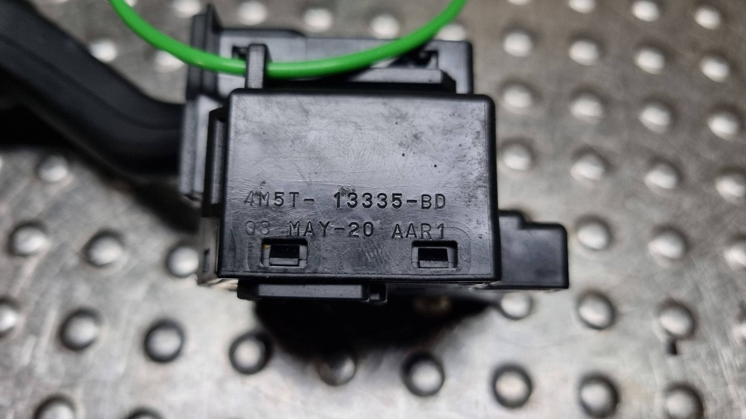 MANETKA Bouton Indicateurs de direction 4M5T-13335-BD FORD C-MAX MK1 KUGA MK1