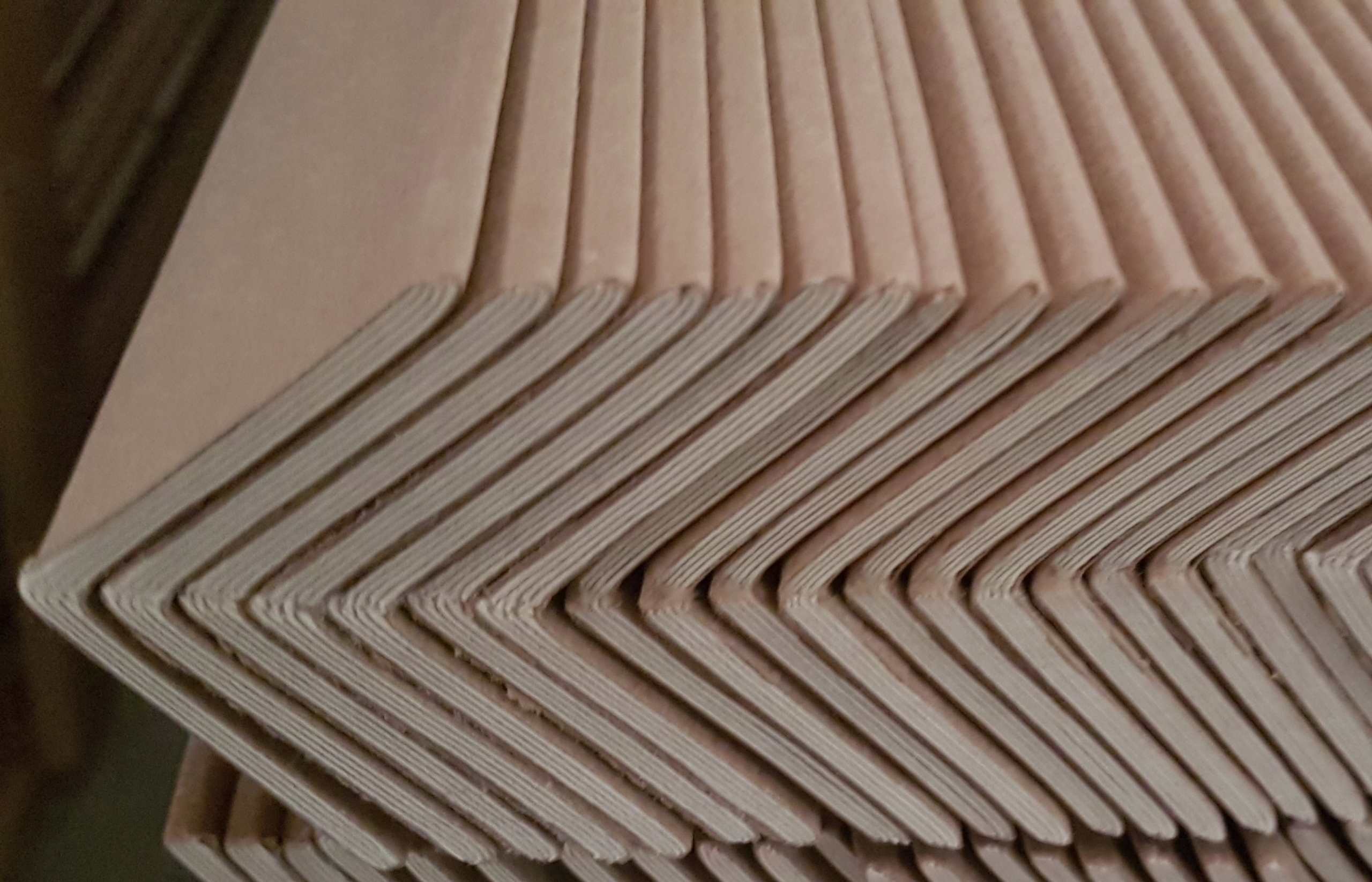 Kątowniki tekturowe 40x40x3 mm 1,20 m 80 sztuk