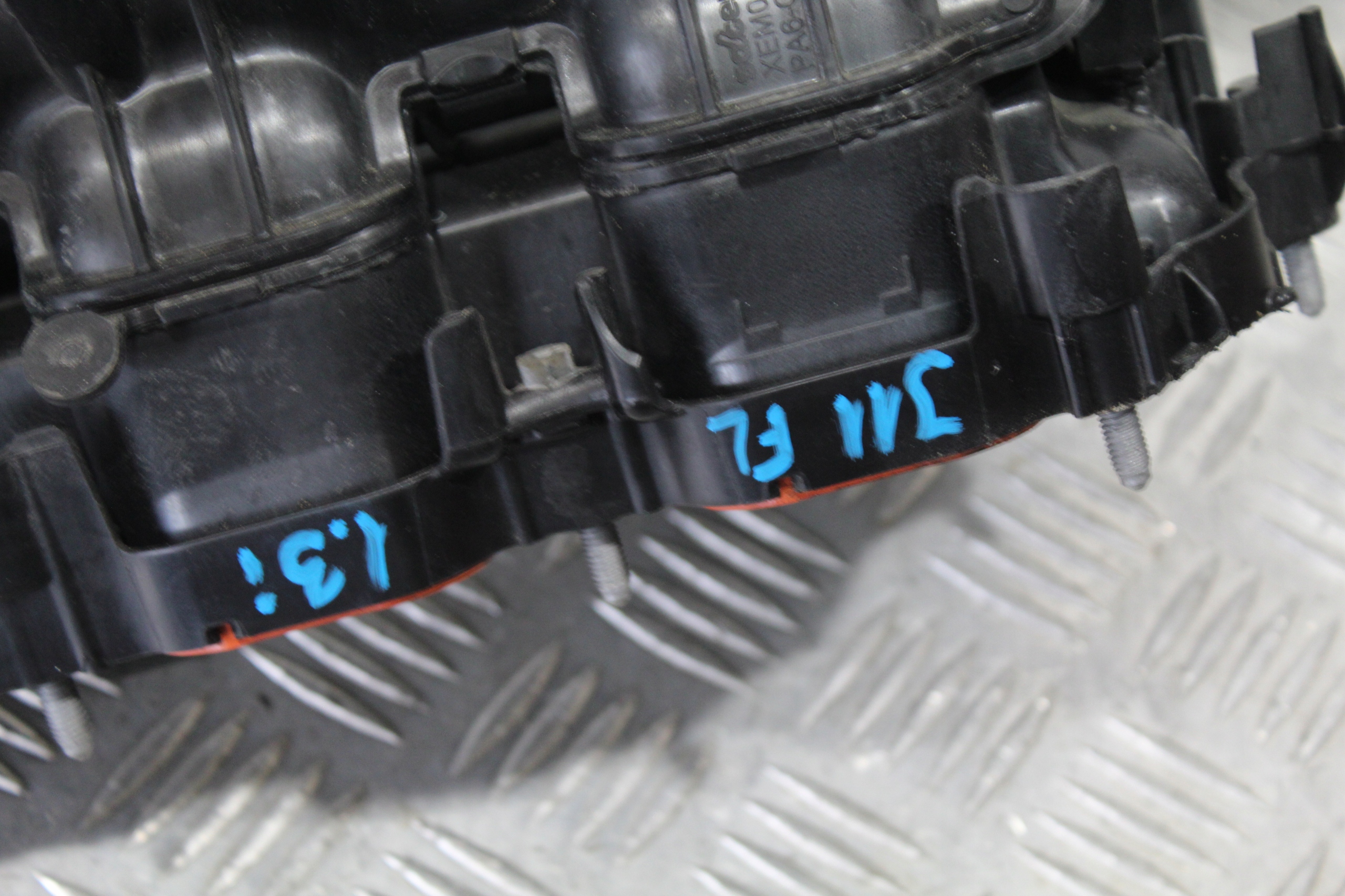 header pipe DOLOTOWY QASHQAI J11 LIFT 140030373R