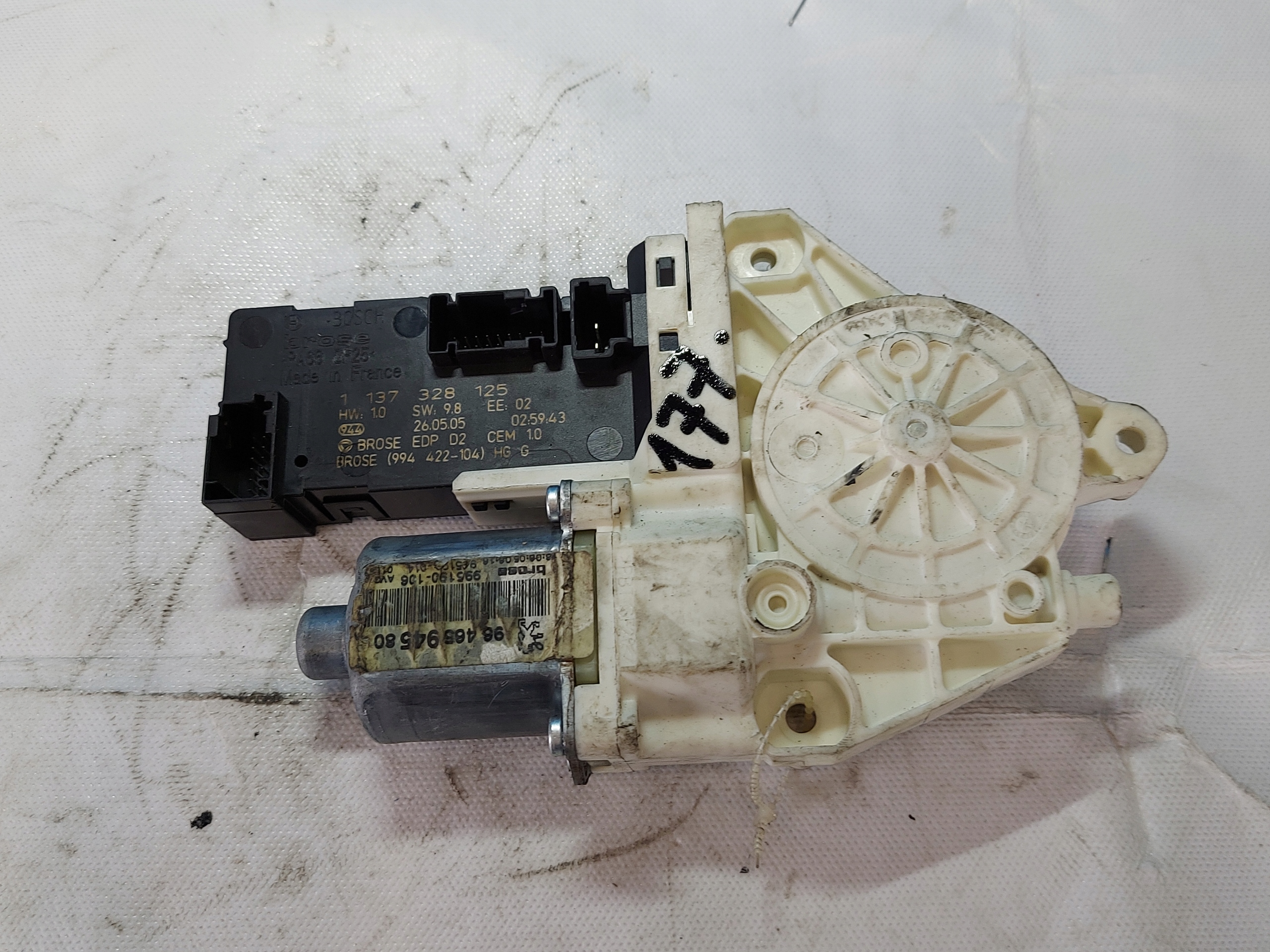 engine lifting windows PEUGEOT 407 1137328125 left front