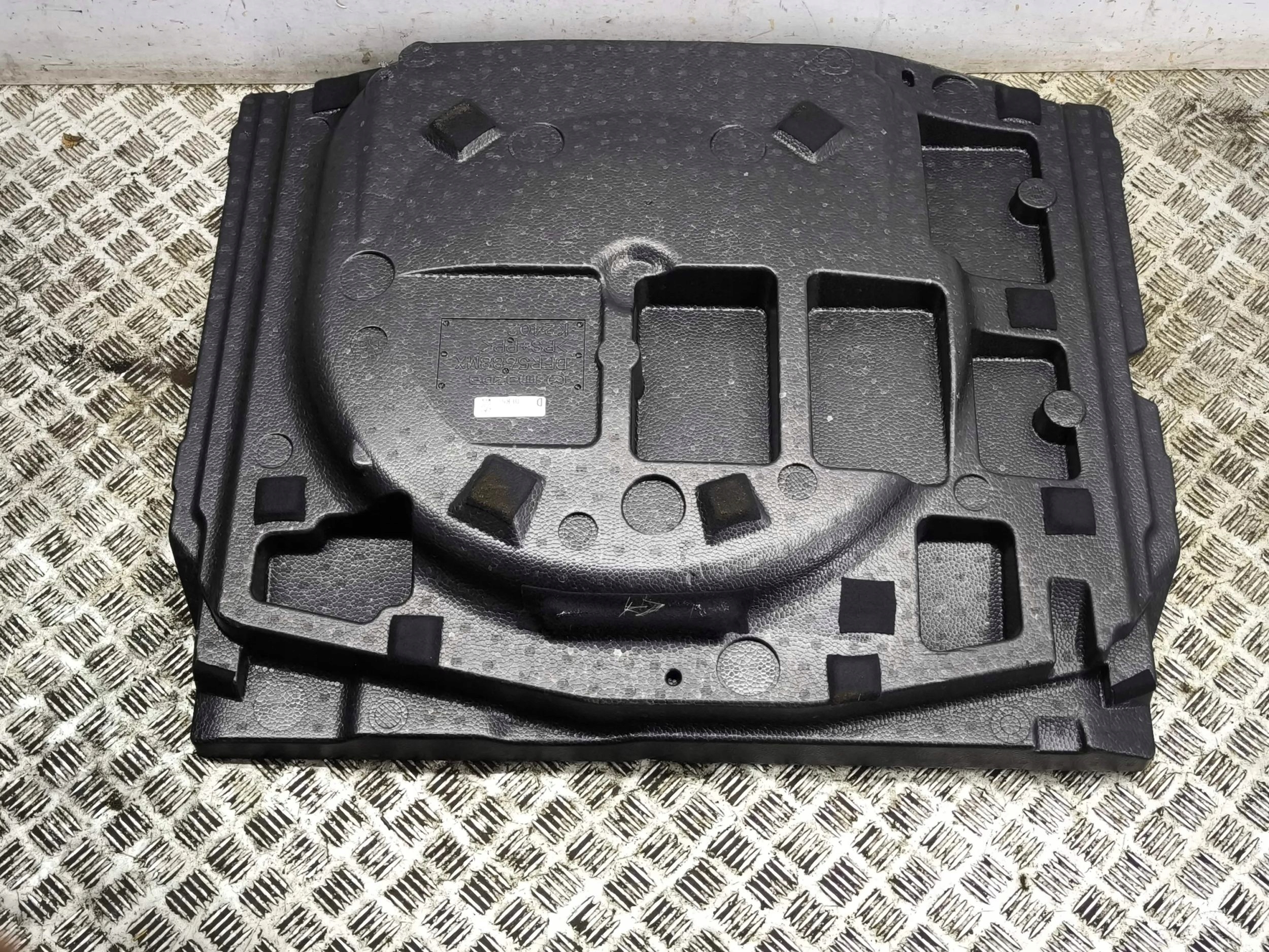 mazda CX-30 2023 бардачок багажника