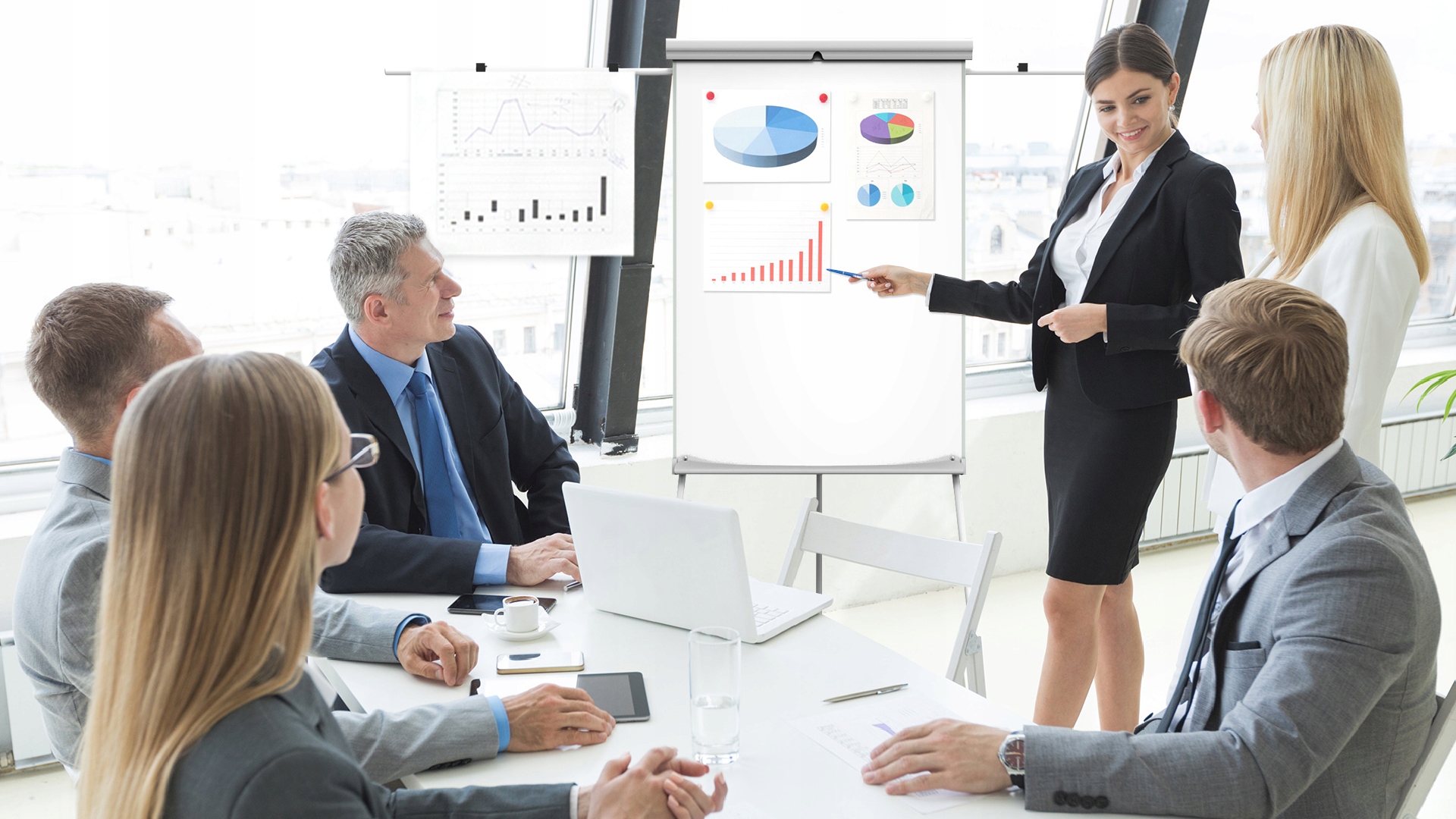 Flipchart 70x100 na trójnogu z ramionami + GRATISY Kod producenta FL1R+MG+BL40