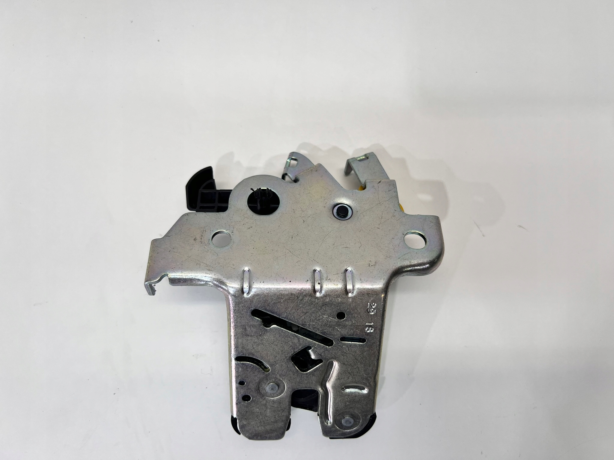 lock bonnet rear part AUDI Q5 FY 80A827506A