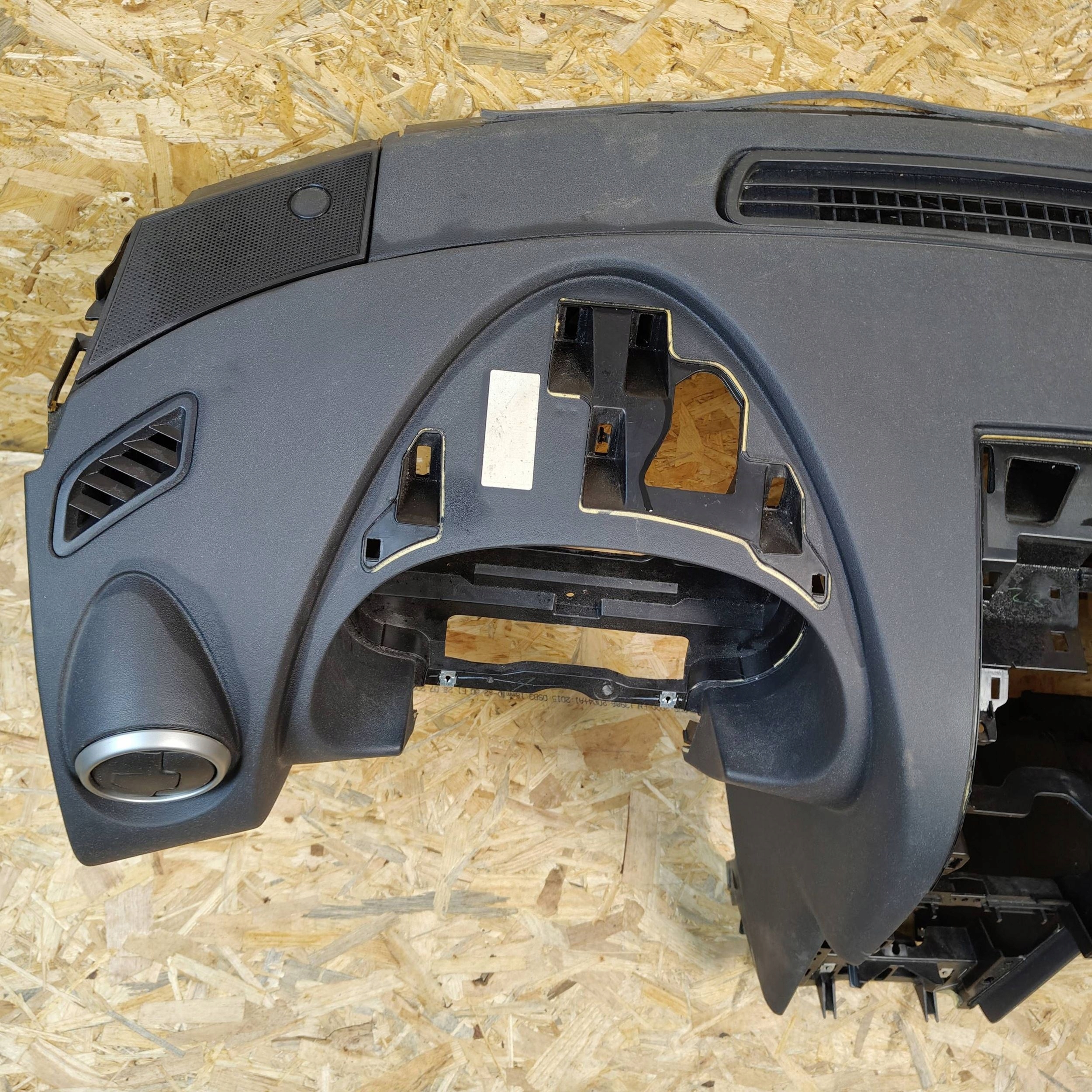 dashboard instrument panel Nissan Qashqai and J10