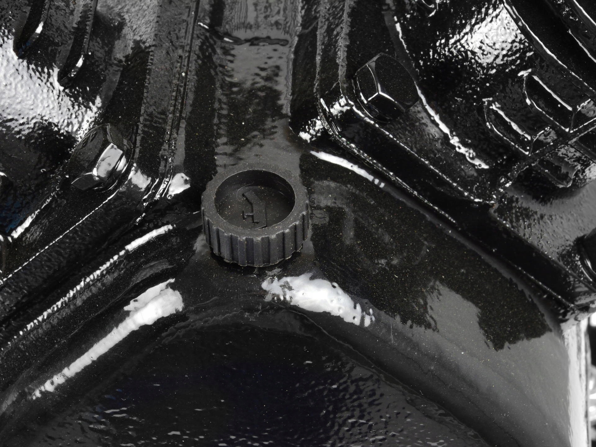 Sprężarka z silnikiem V-2065 do kompresora 100L (1) Model G80328