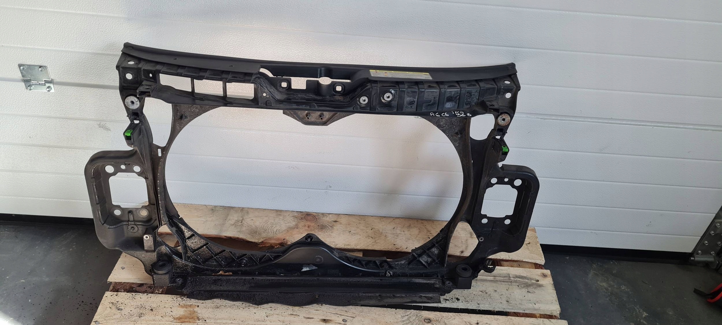 A6 C6 LIFT support panel for radiators pillar iron 4F0805594H