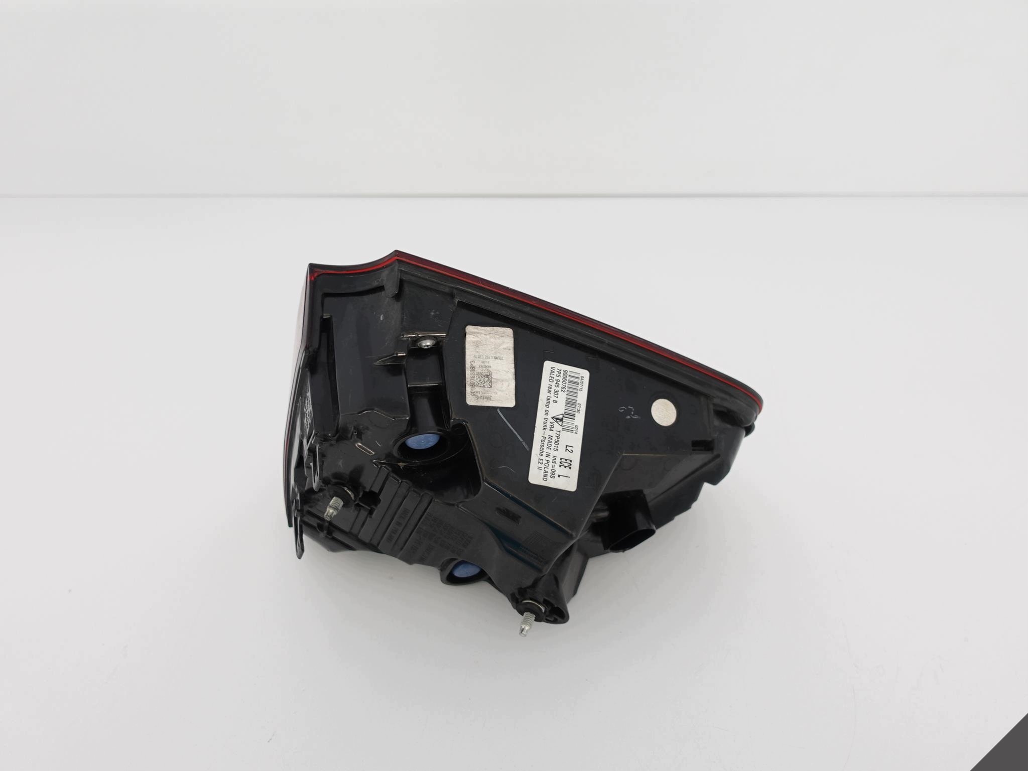 PORSCHE CAYENNE 7P5 LIFT 14-18 light LED boot left rear part