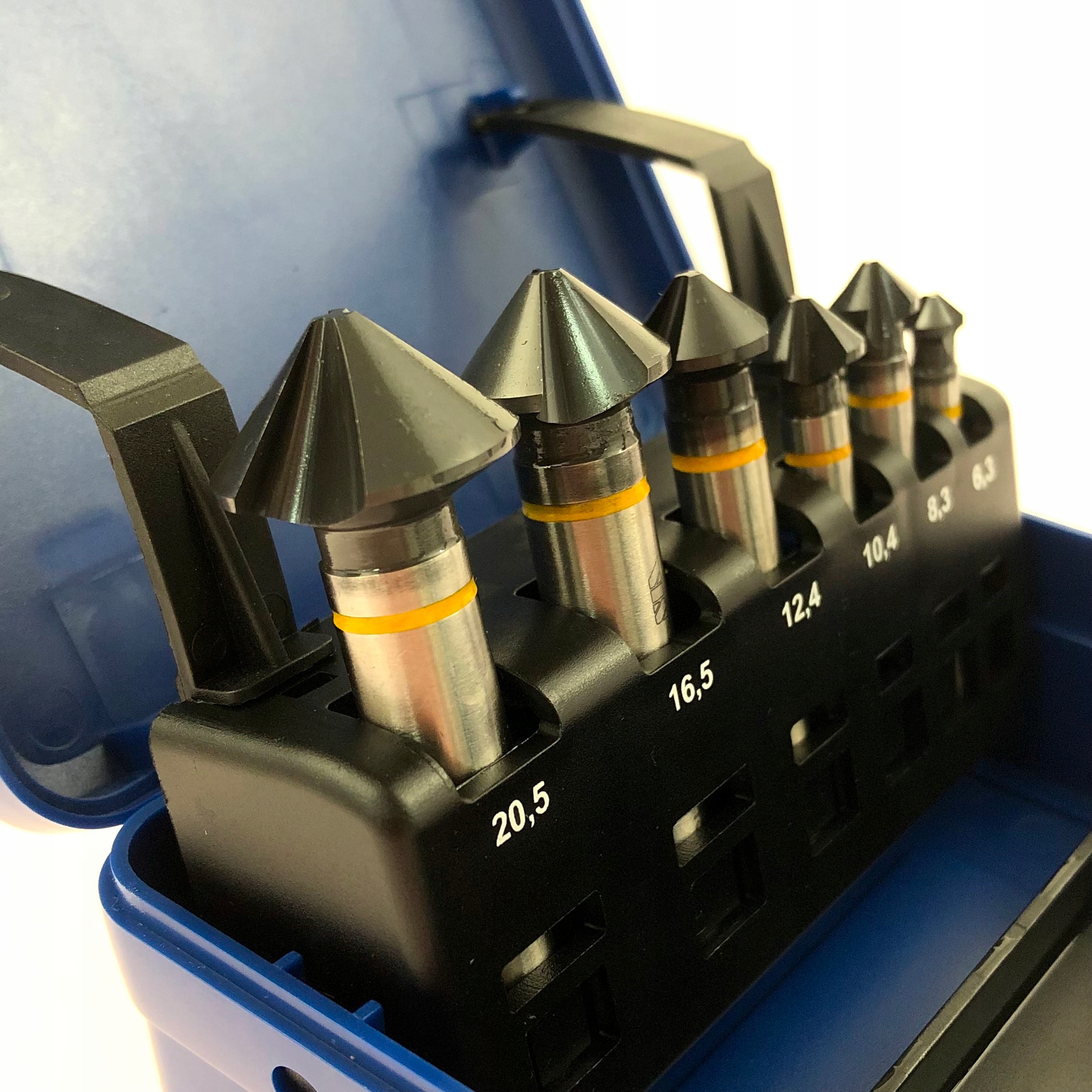 ZESTAW POGŁĘBIACZY FAZOWNIKÓW 6.3-20.5 HSS CO VIS pokryte TIALN Kod producenta ZESTAW FAZOWNIKI VIS HSS-CO TIALN KOBALT