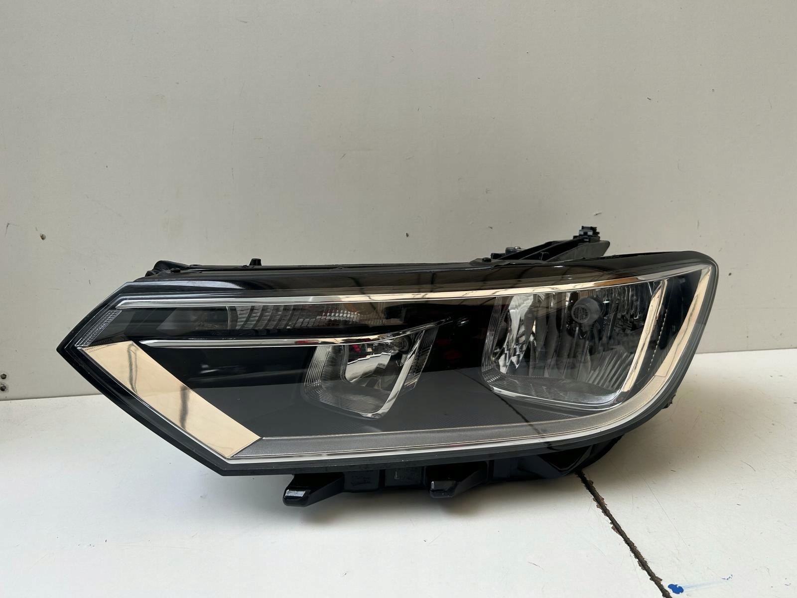 vw PASSAT B8 3G1 фара левая 3G1941005 C