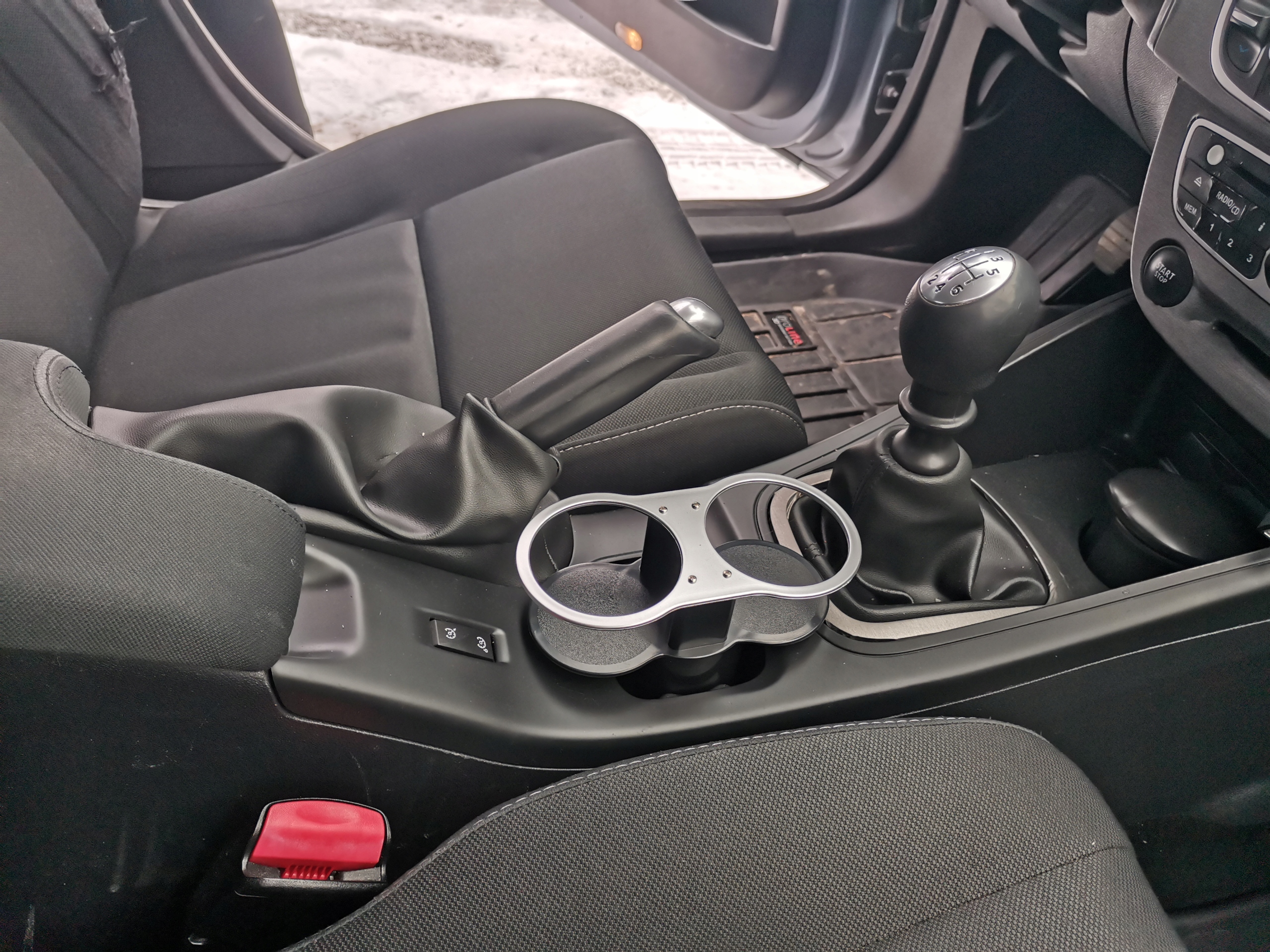 PODWÓJNY UCHWYT NA KUBEK PUSZKĘ NAPÓJ DO 6,8cm Rodzaj na kubki