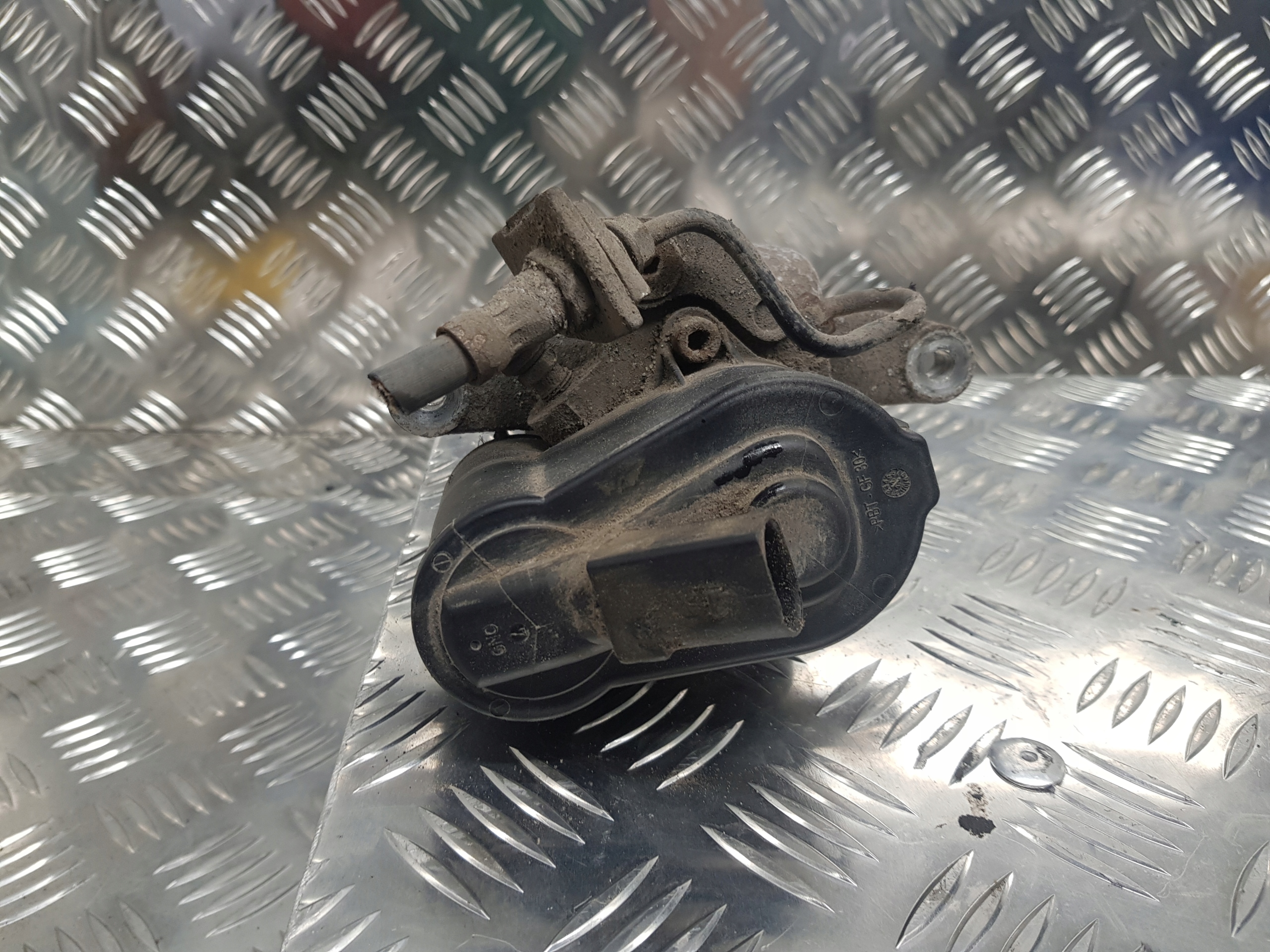 caliper brake left rear part rear VOLKSWAGEN PASSAT B6