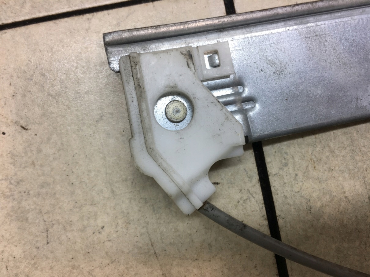 window regulator right front CIVIC VII 3D HB 2 PIN