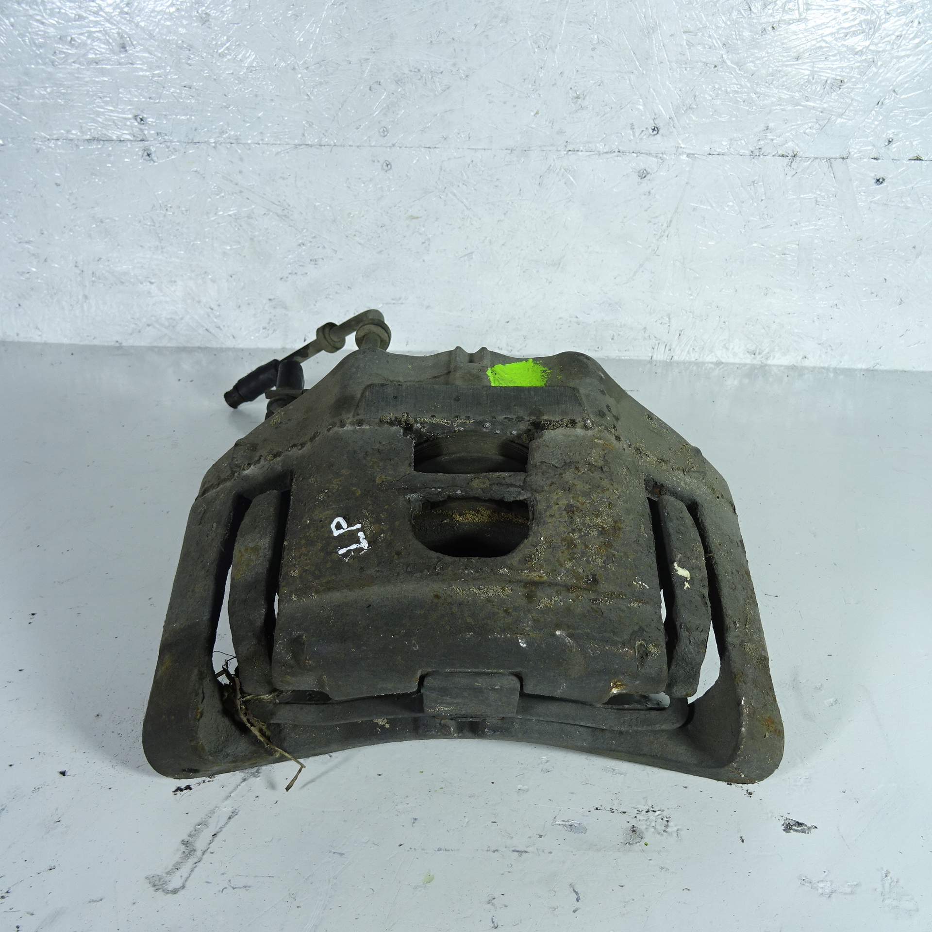 AUDI A6 C6 3.0TDI caliper brake front left