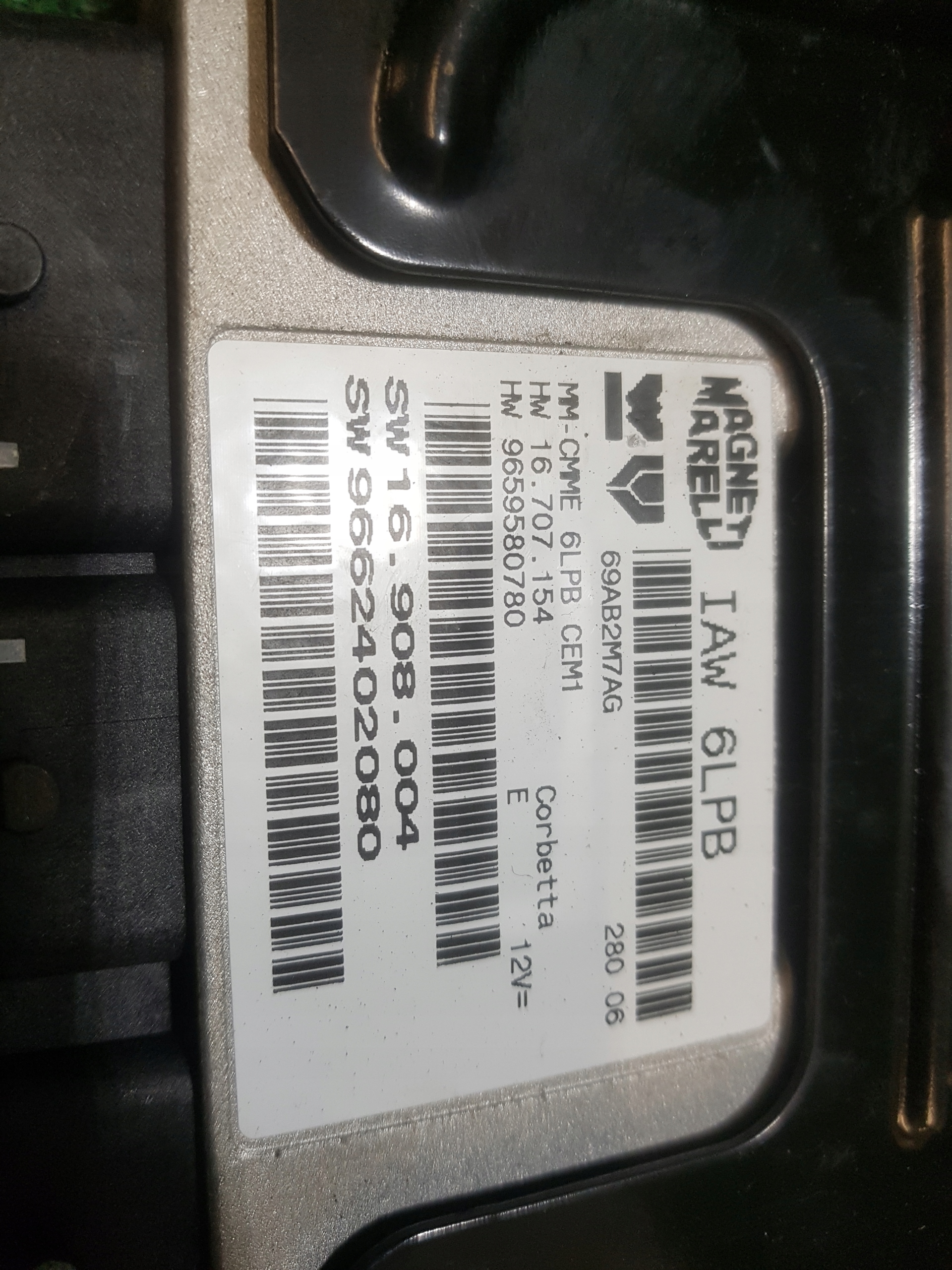 computer of the engine control unit CITROEN C4 GRAND PICASSO 9662402080