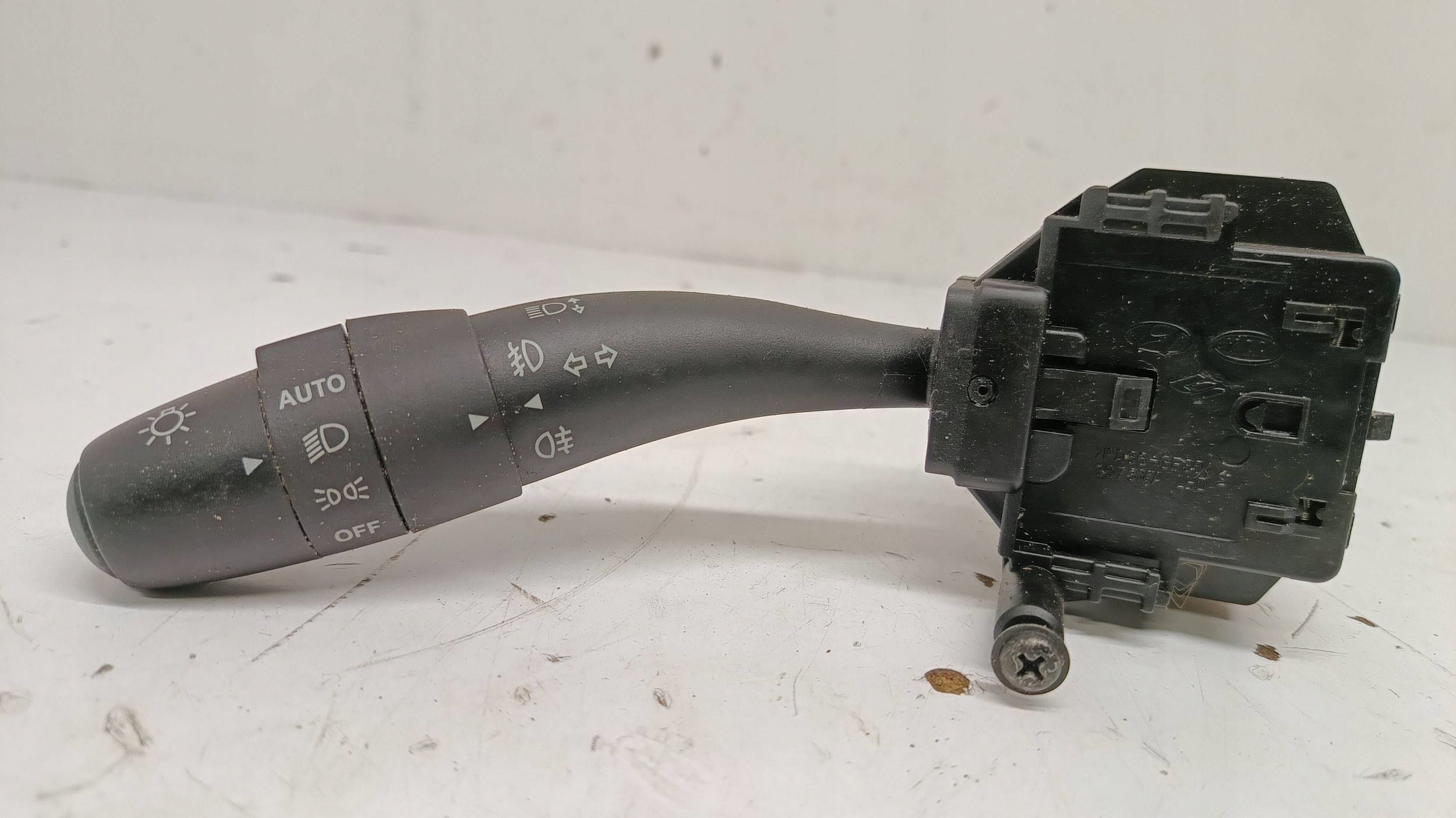 HYUNDAI I30 e Interruttore comando luci indicatori di direzione 934102R050