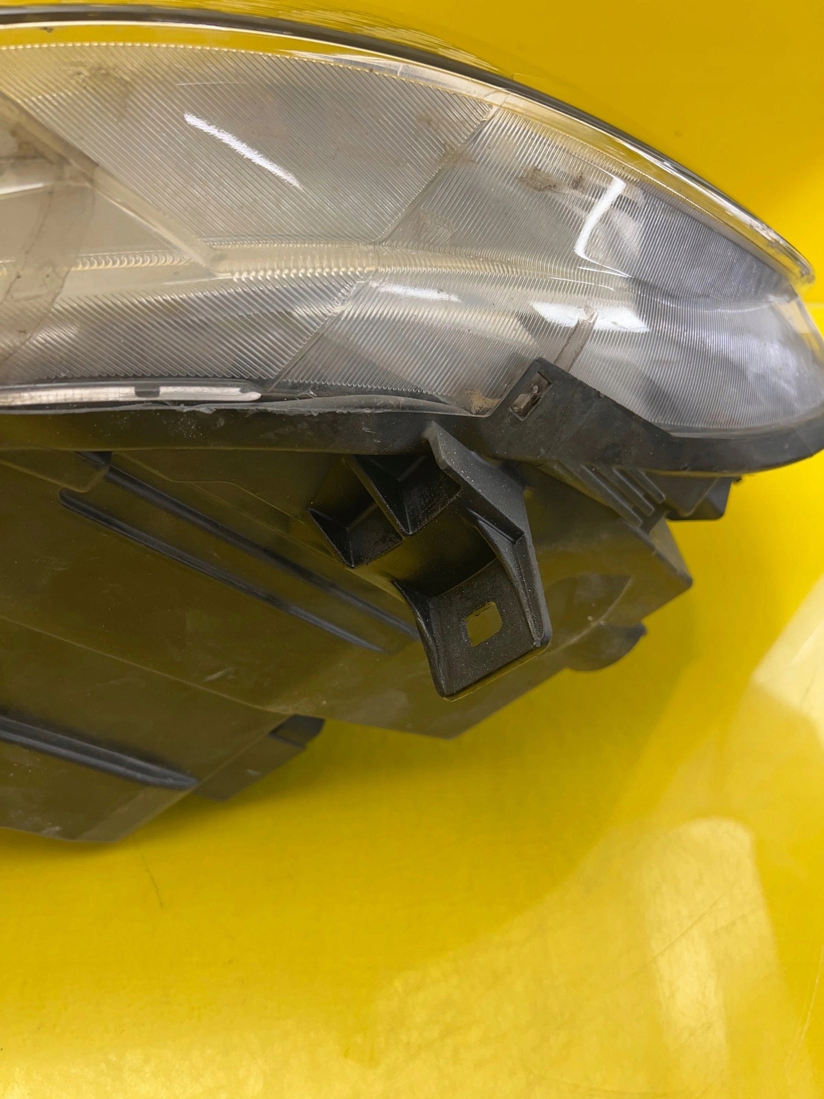 light left Mercedes Sprinter W910 normal A9109060000