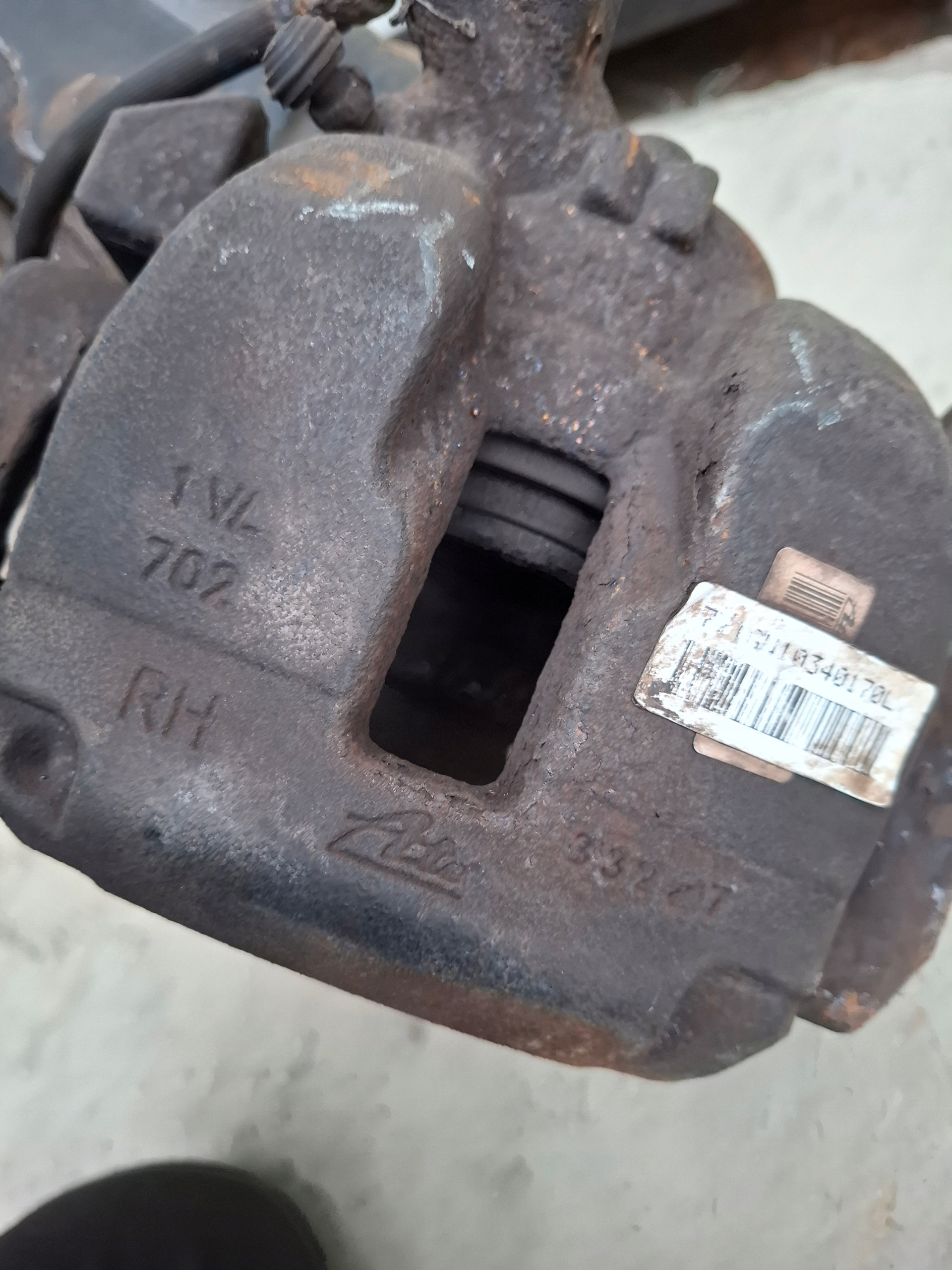 PEUGEOT 3008 II 18R swing MCPERSON right front