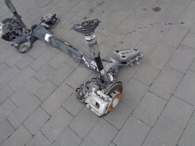 ZAWIESZENIE TYŁ BELKA OŚ TARCZE PEUGEOT 208 II 2022 ROK Typ samochodu Samochody osobowe