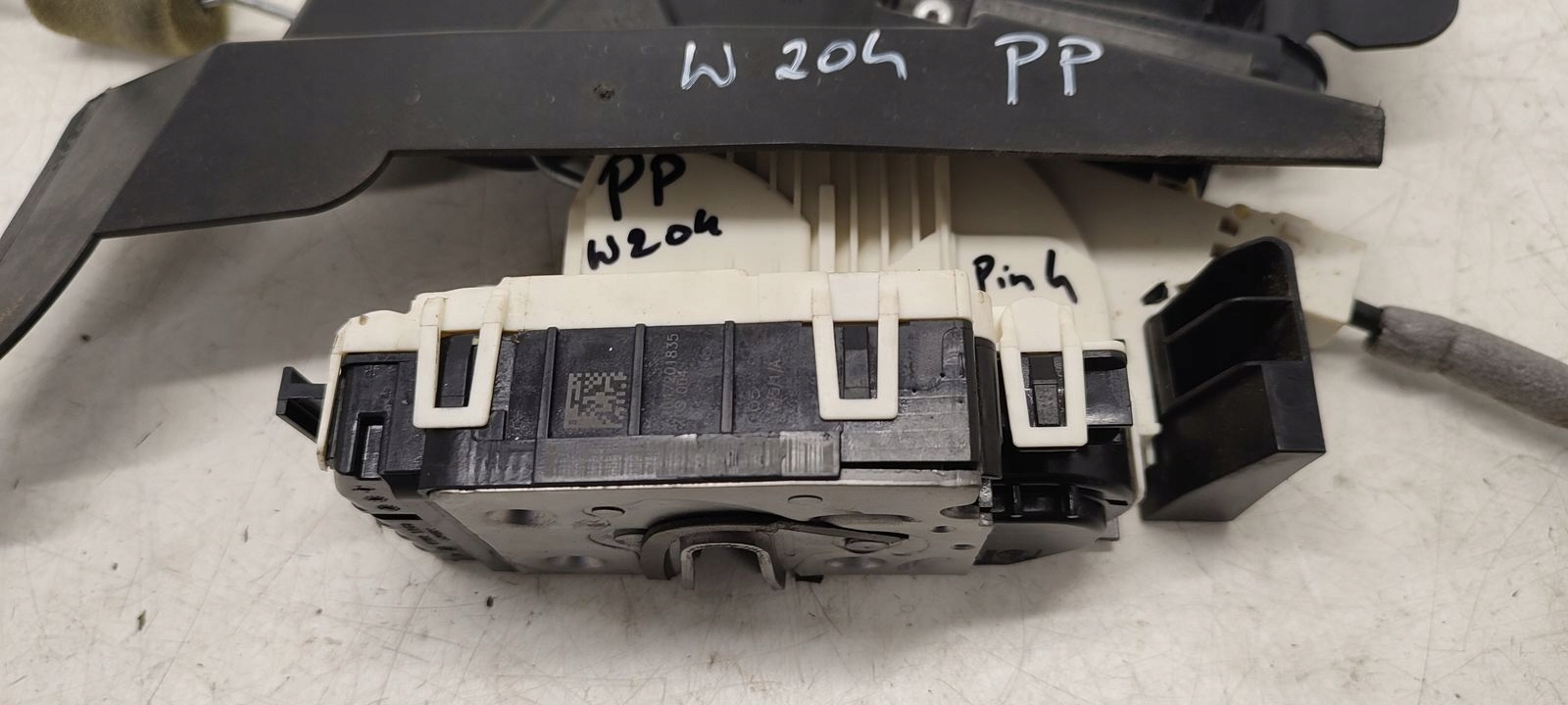 lock door front front right Mercedes W204