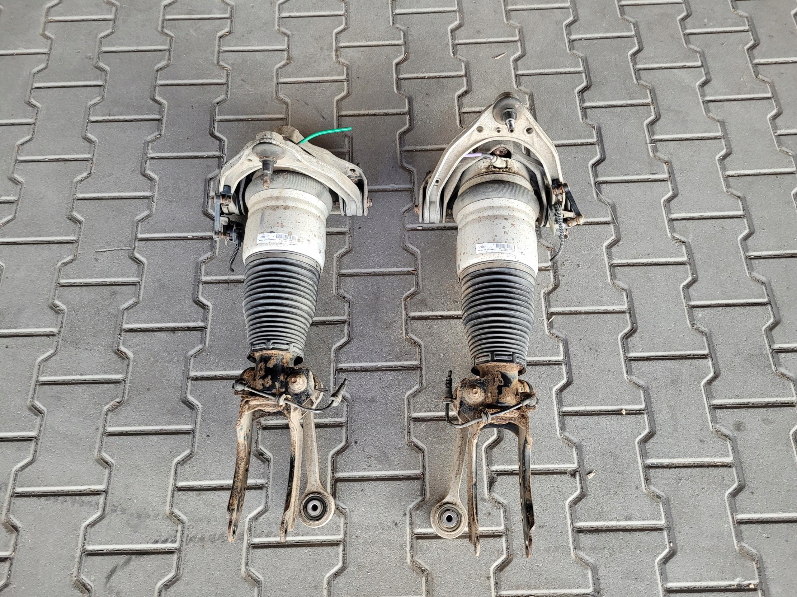 shock absorber MIECH front front left right PORSCHE CAYENNE S and 7L LIFT 4.8