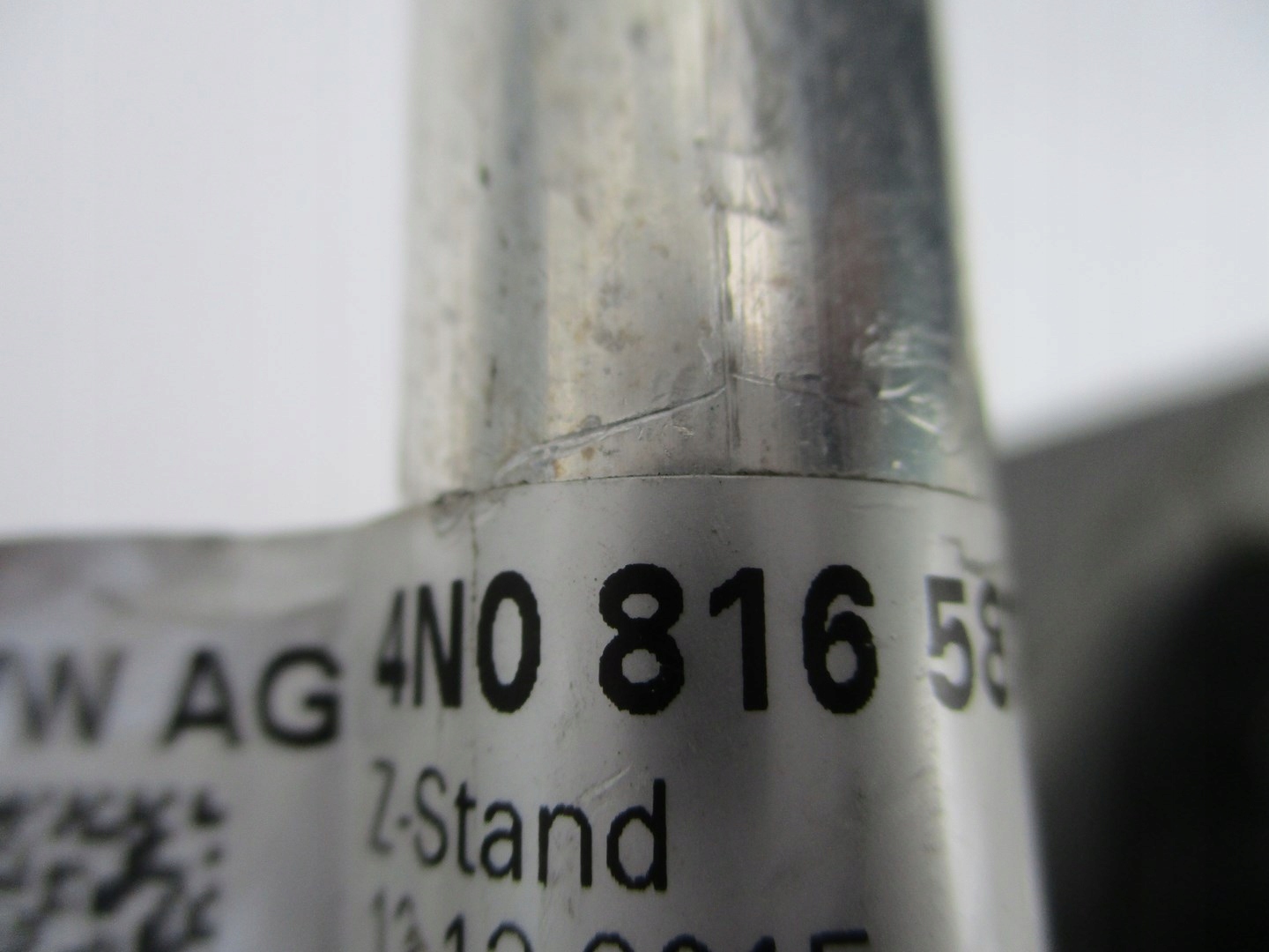 Шланг кондиционера AUDI A8 4N0 4N0816587A