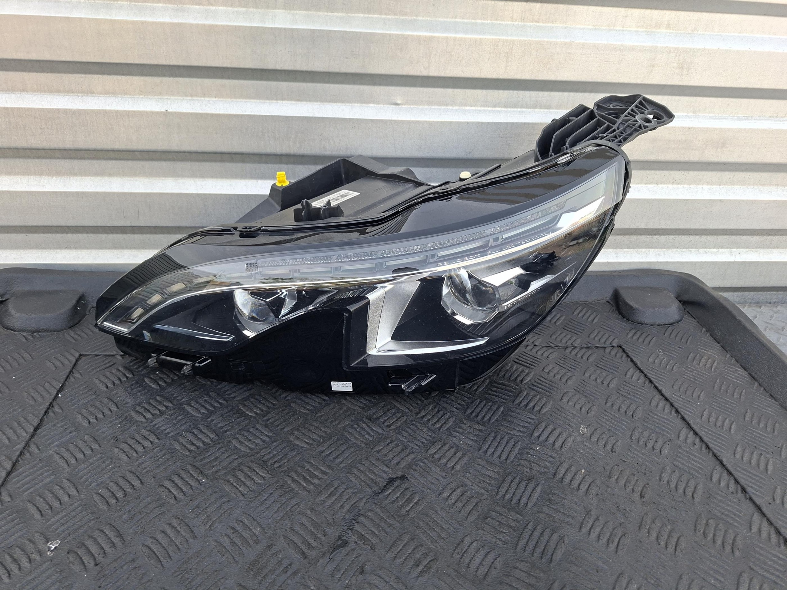 light front left front left FULL LED ANGLIK 9810478780 PEUGEOT 3008 II