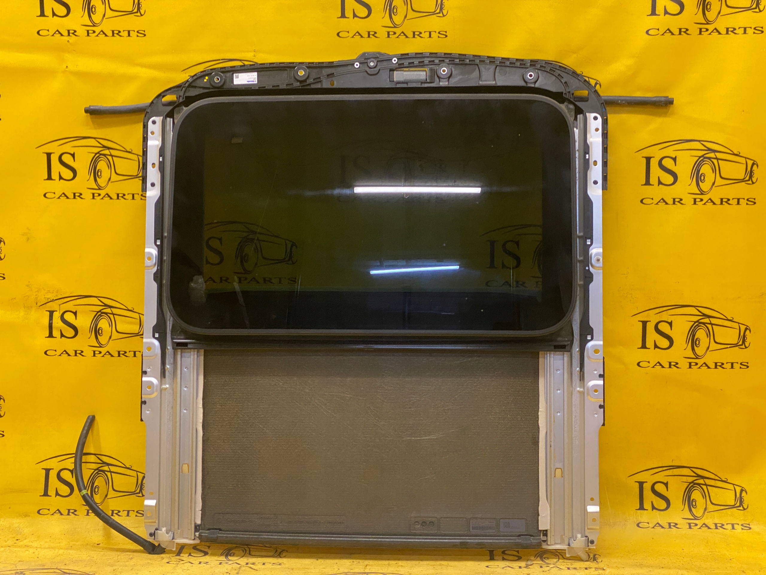 A2057806900 - MERCEDES CLS w257 люк на даху F-V