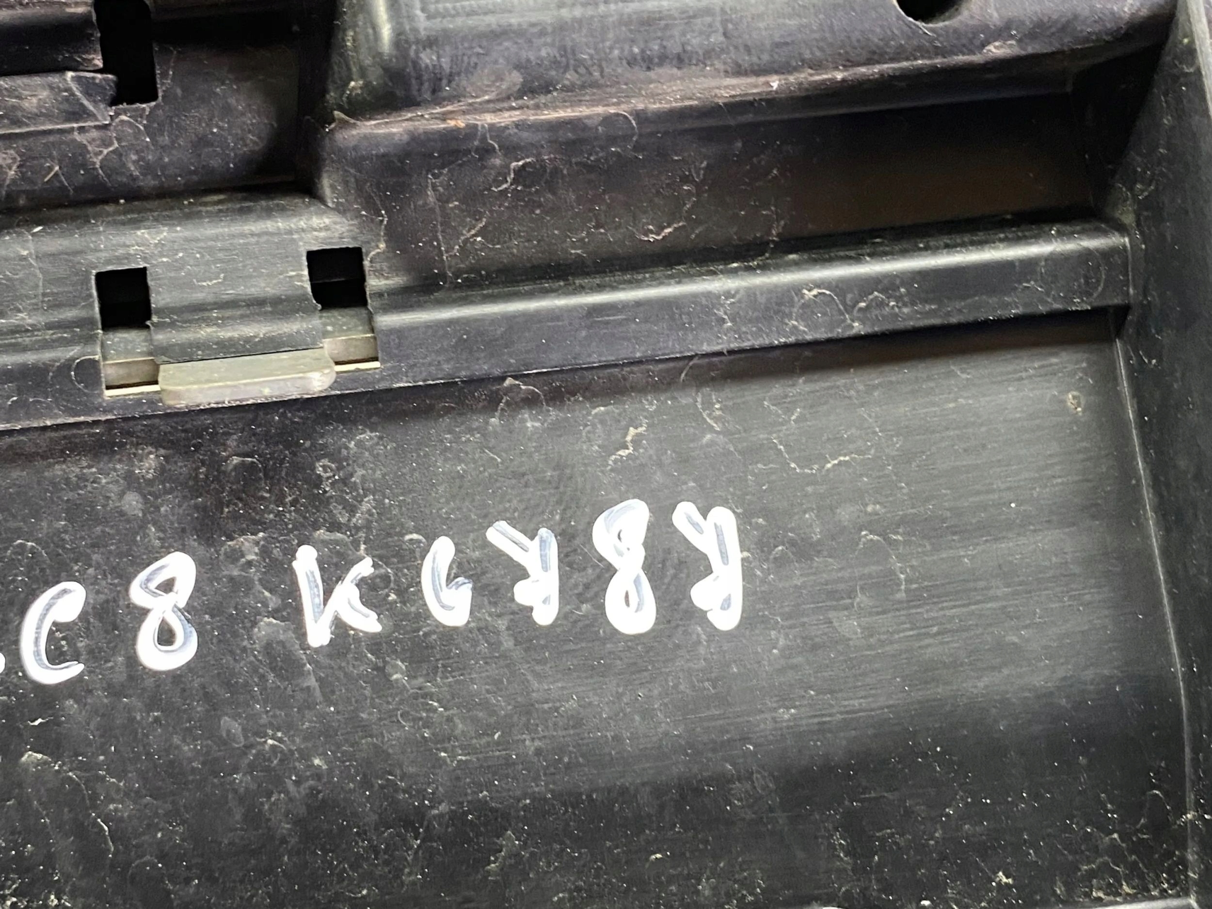 Citroen OE 1484199477 решетка радиатора