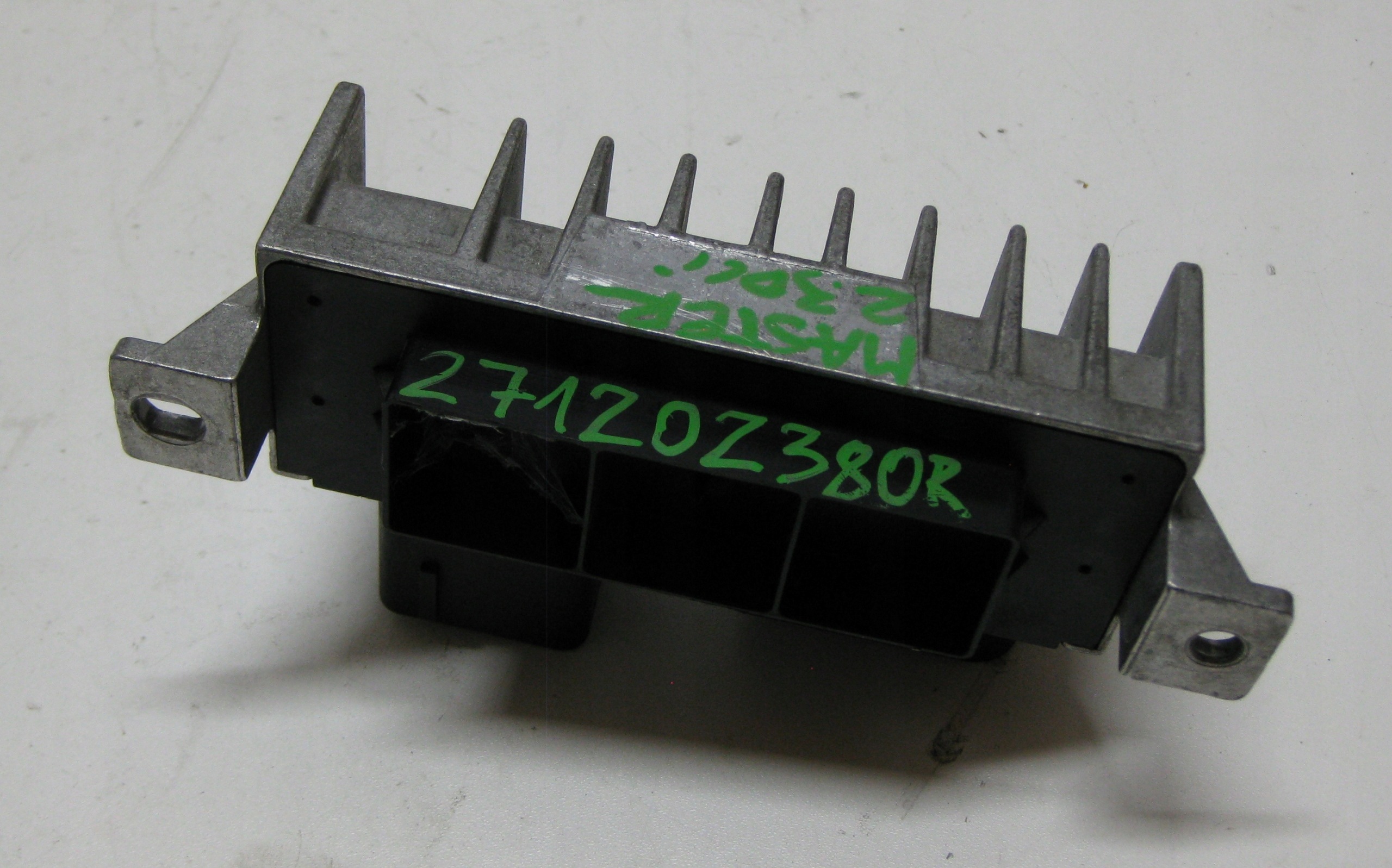 RENAULT MASTER III relay plugs ZAROWCH 271202380R