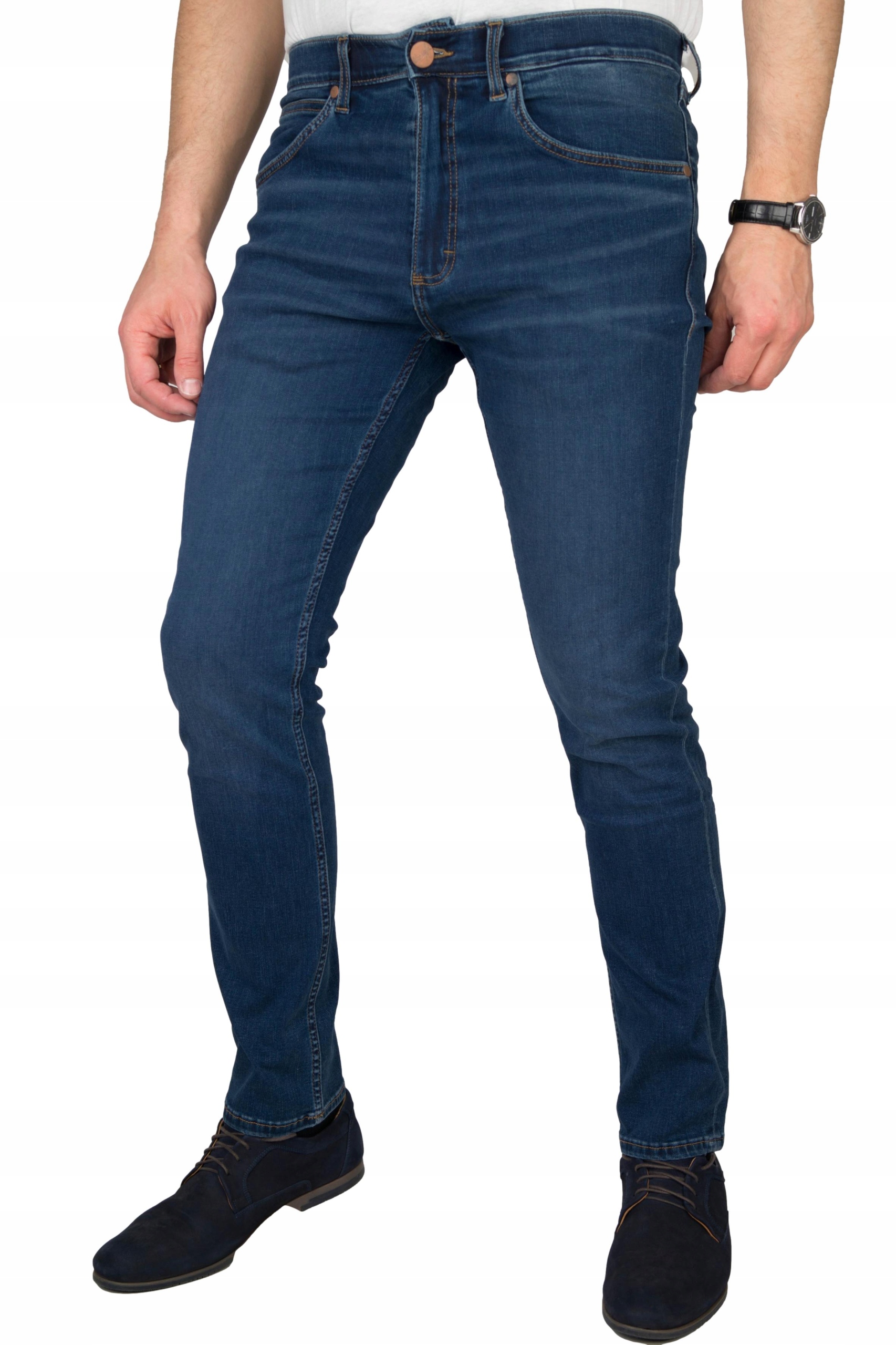 

Wrangler Greensboro Mid Indigo W31 L32 W15QXL381