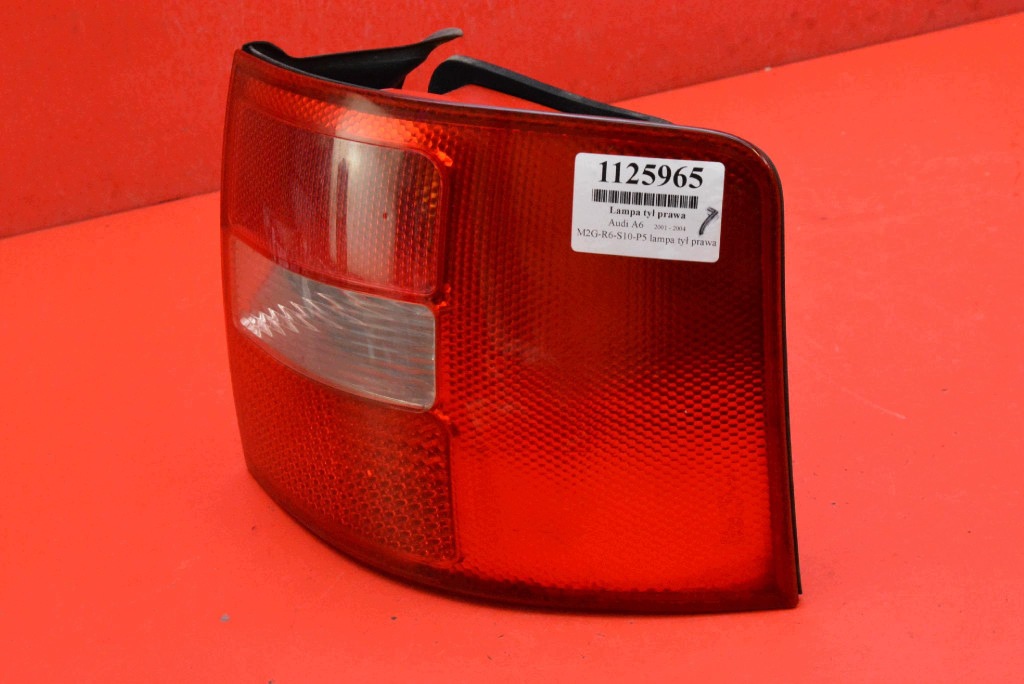 Licht rechts heck hinten 4B9945096F AUDI A6 C5 KOMBI LIFT 01-04