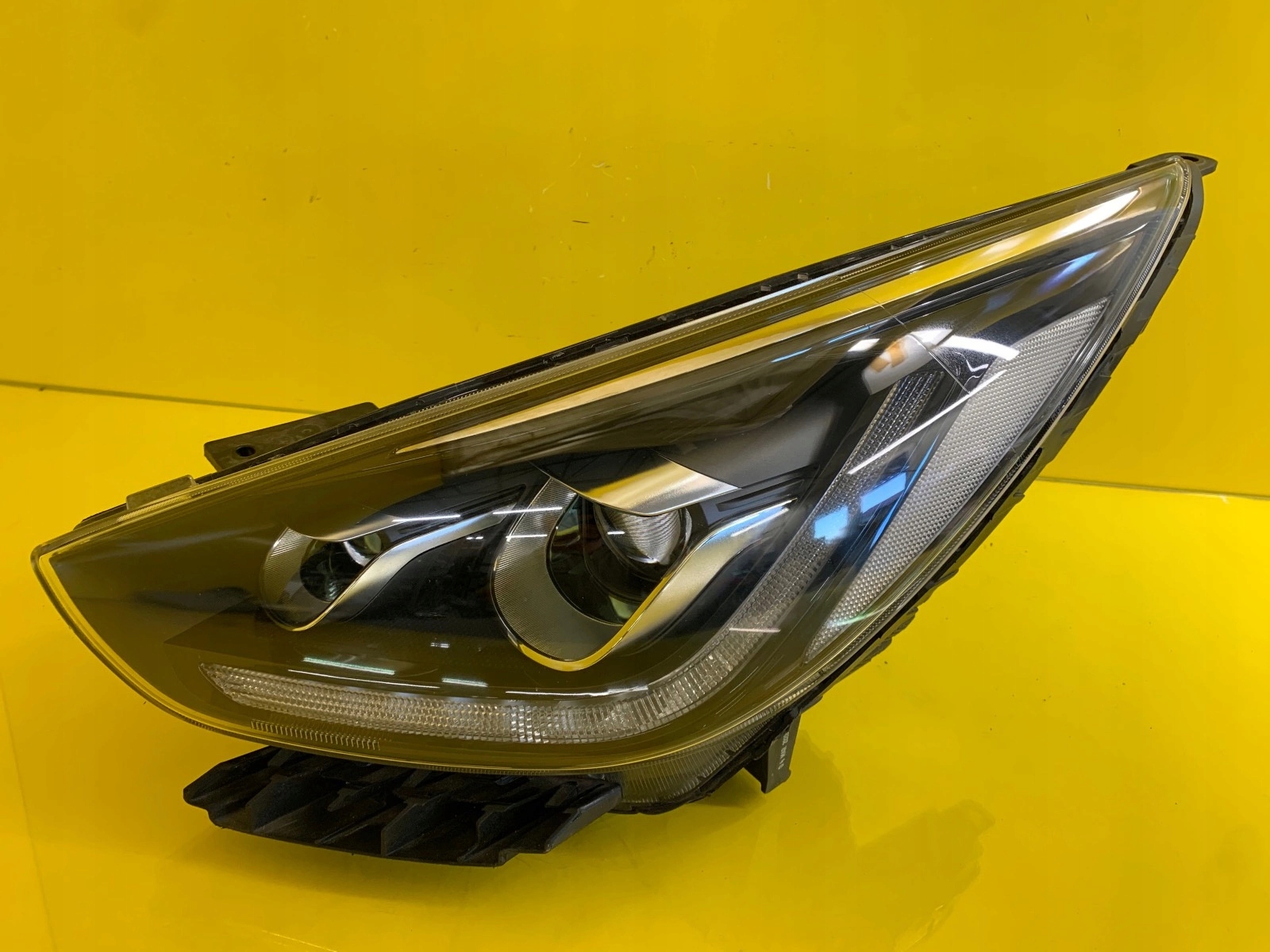 light left front Kia Niro Lift Full Led A5240386