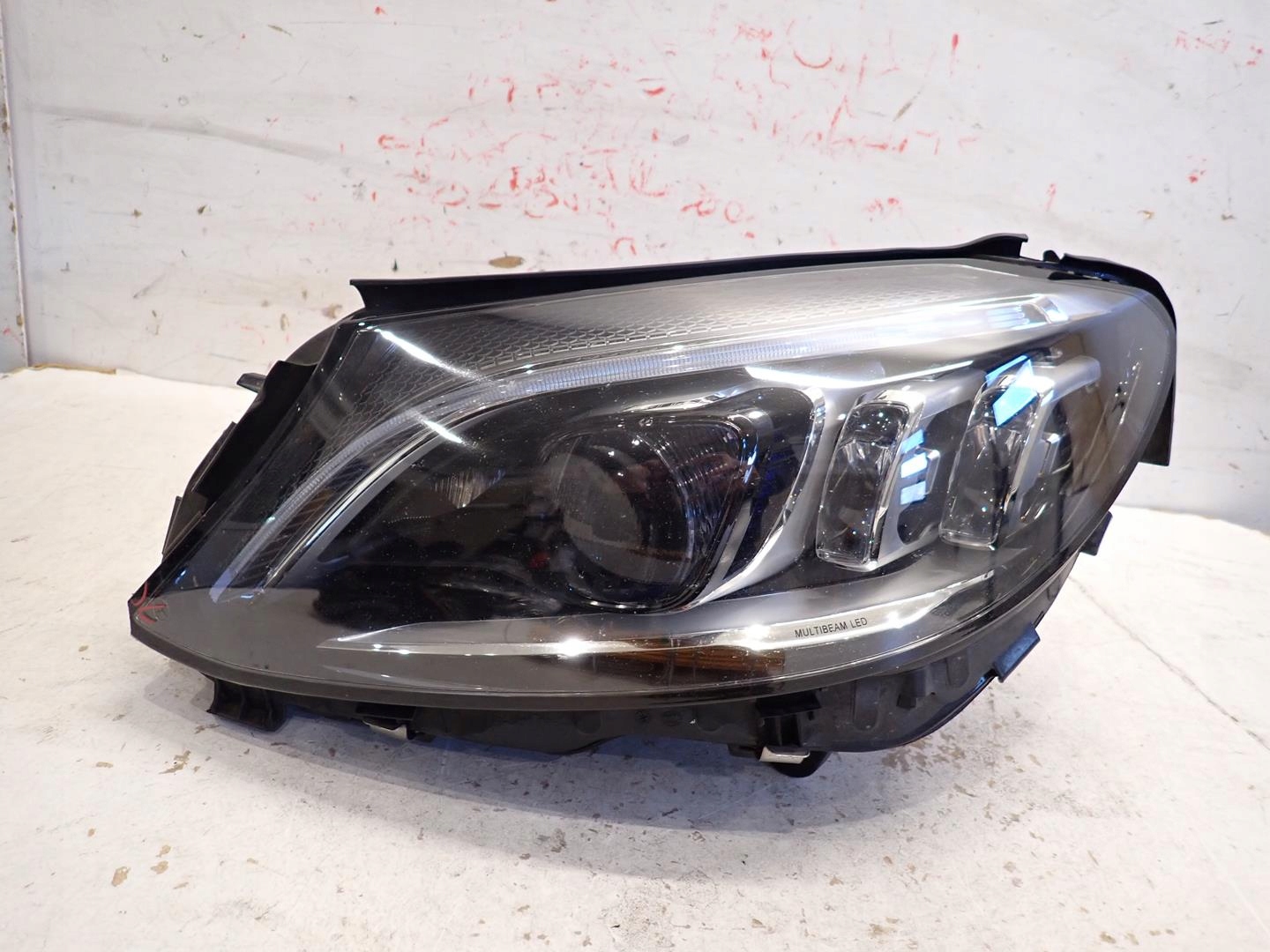 light front left MERCEDES C-KLASA W205 LIFT 2019- FULL LED A2059061506
