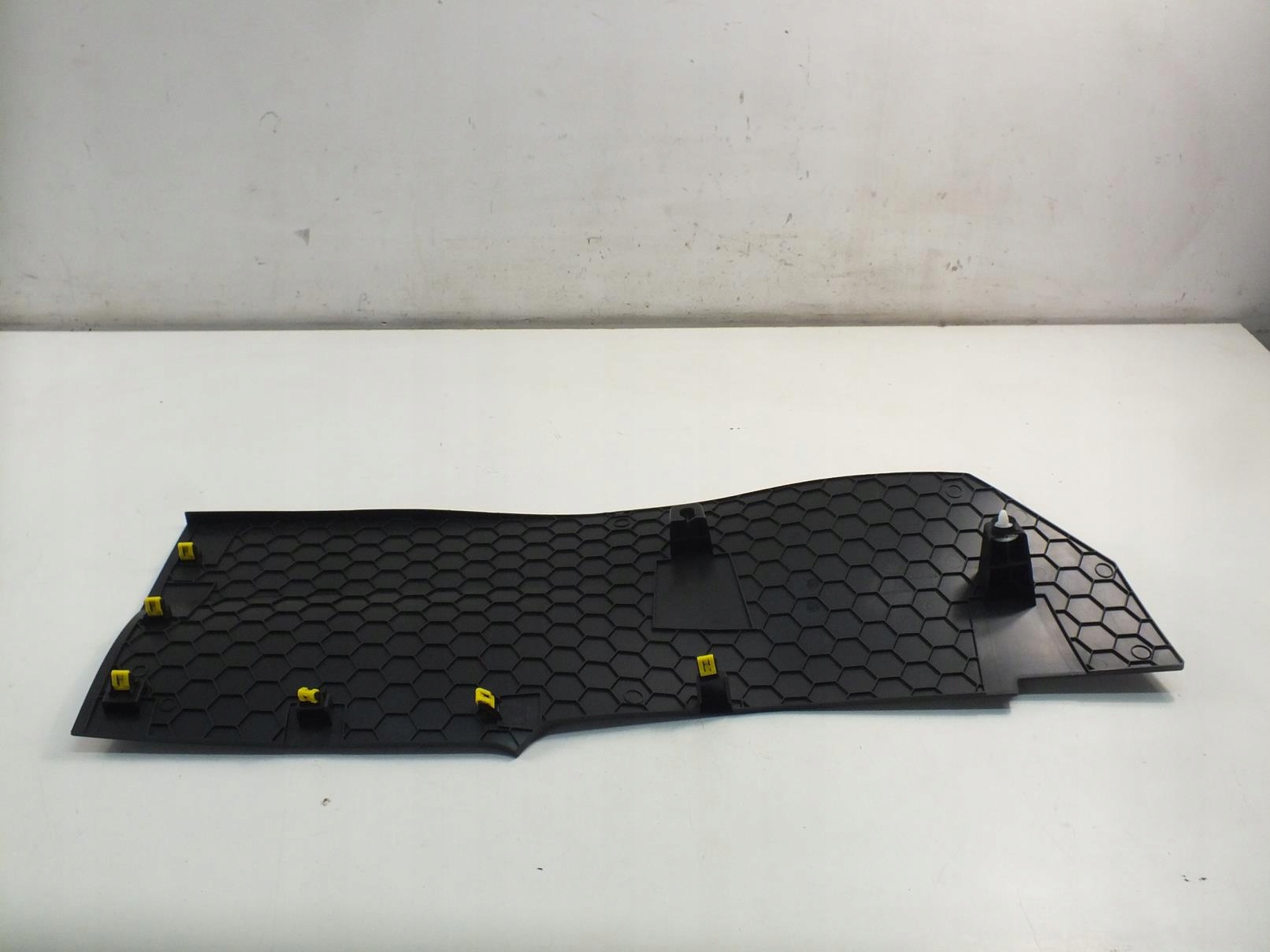 renault oe 689209942R