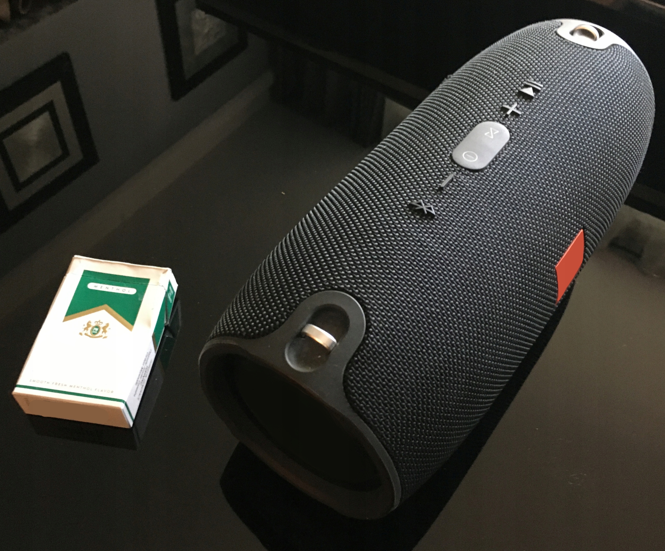 MOCNY GŁOŚNIK MOBILNY BEZPRZEWODOWY BLUETOOTH Z RADIO BASS PASKIEM NA RAMIE Stan opakowania oryginalne