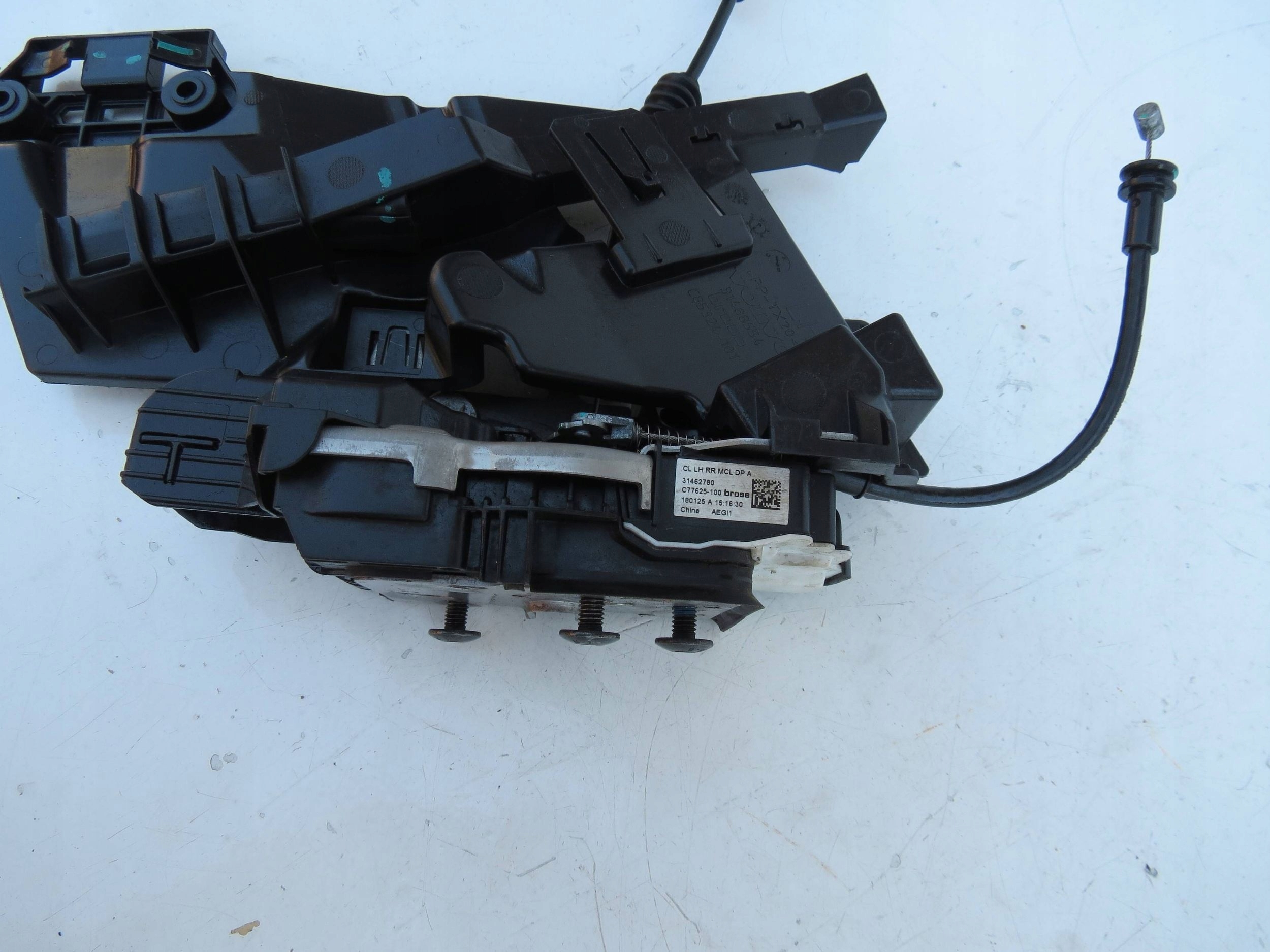 lock handle left rear part VOLVO XC60 II 31488554 31462780