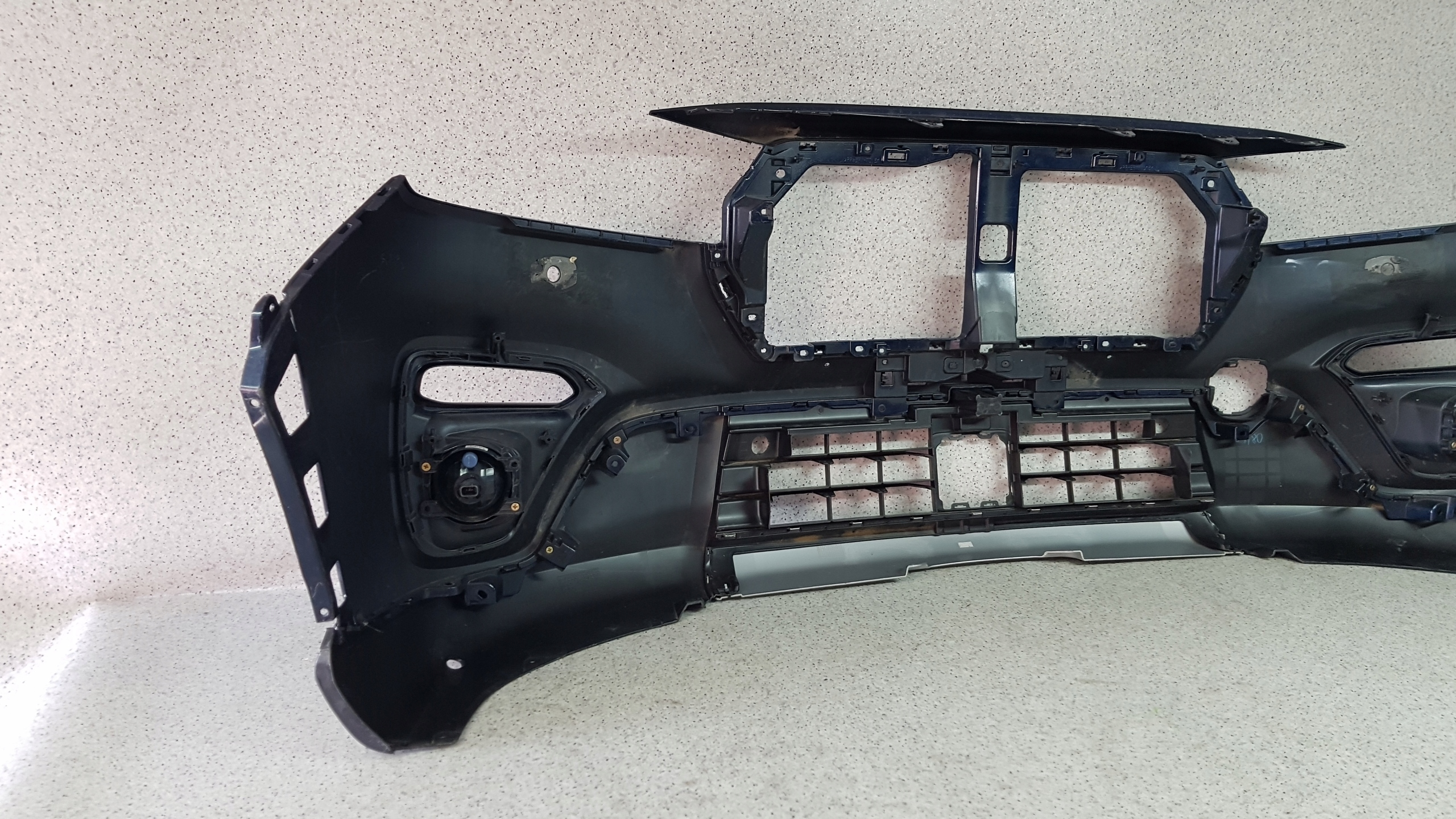 SUZUKI SX4 S-CROSS 3 III 2021- bumper front 9188