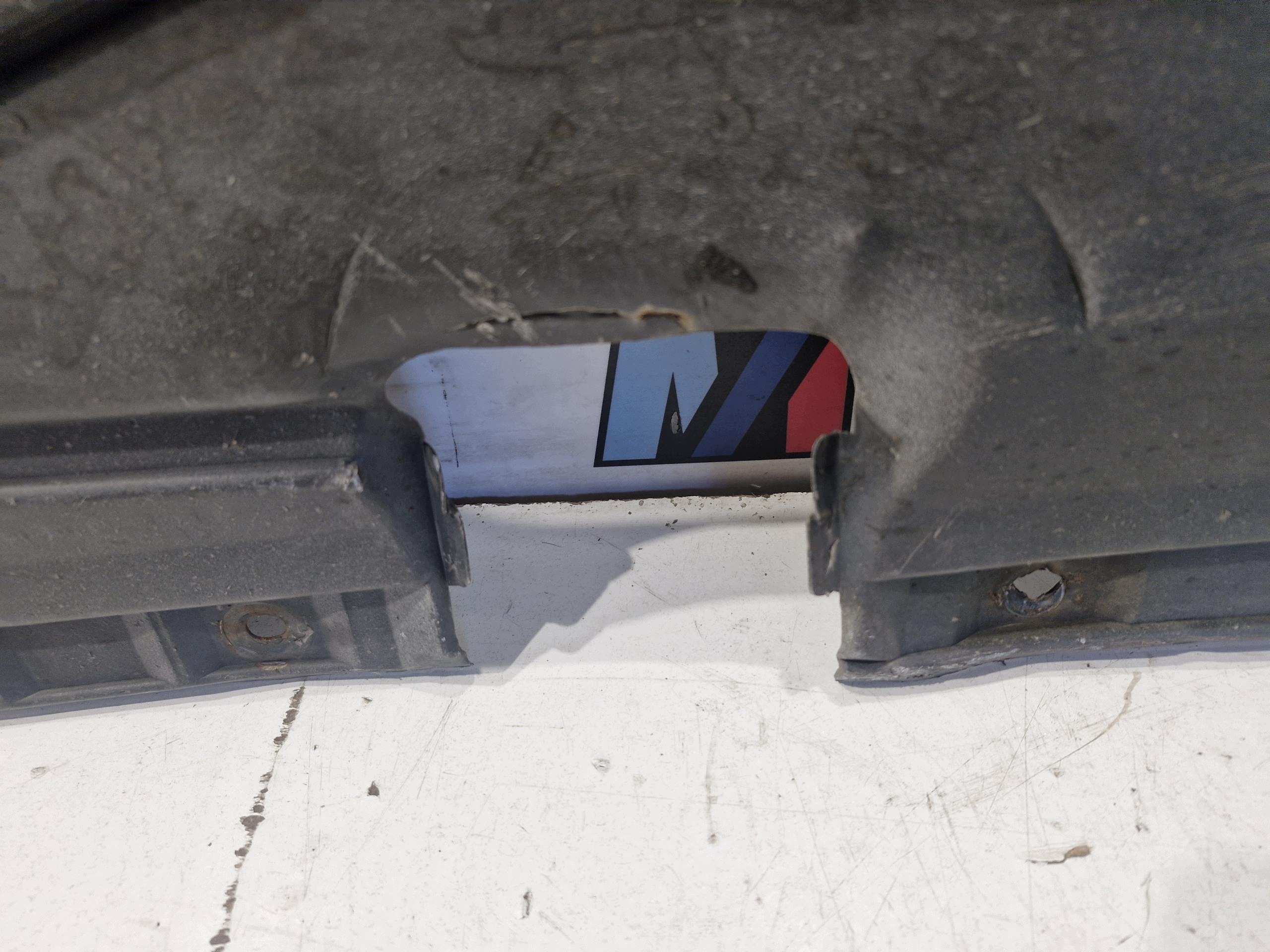 8158060 BMW E39 blende abdeckung abdeckung unterfahrschutz untere rechts