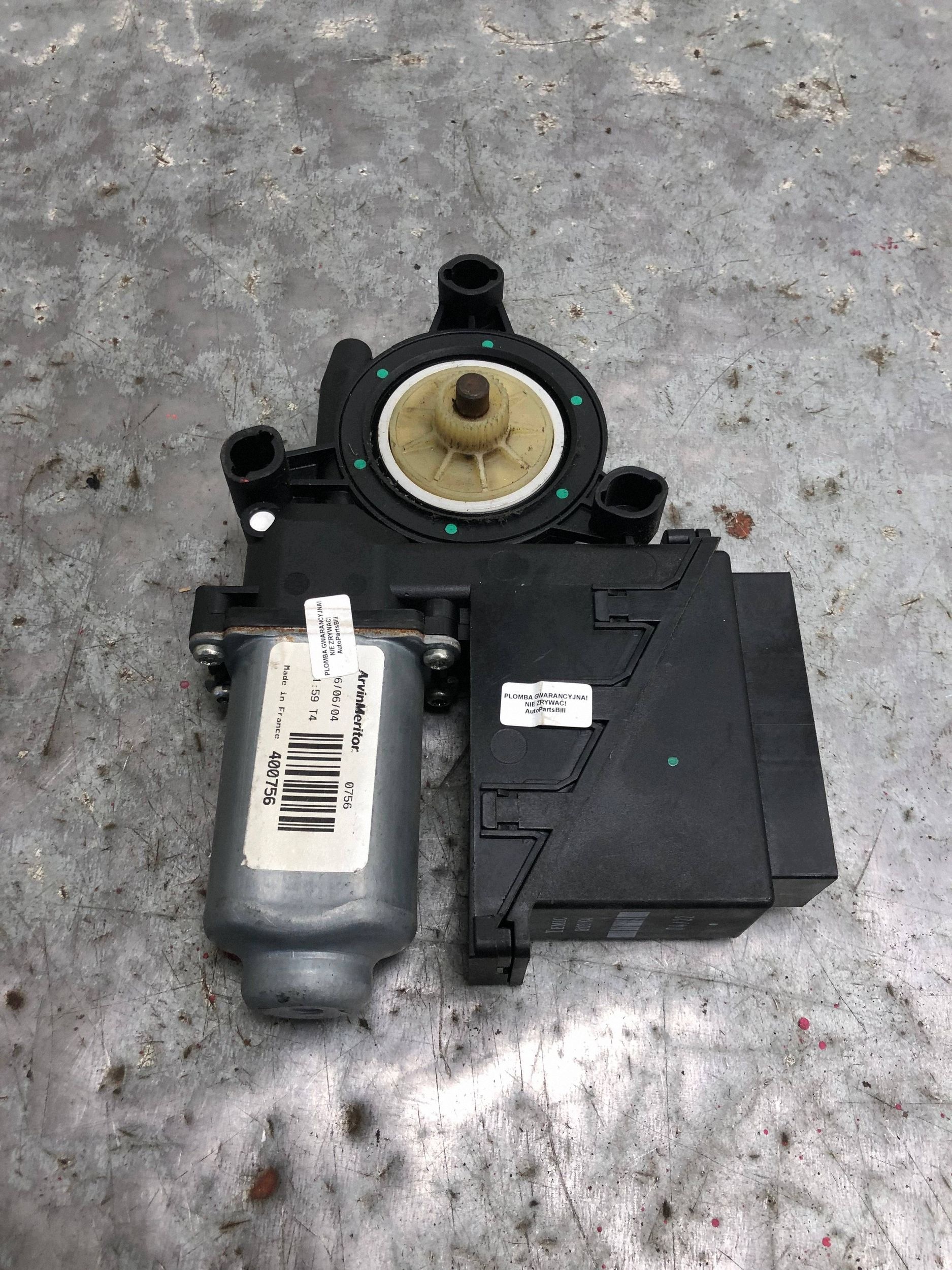 mini motor windows left front SKODA FABIA and 6Q1959801A